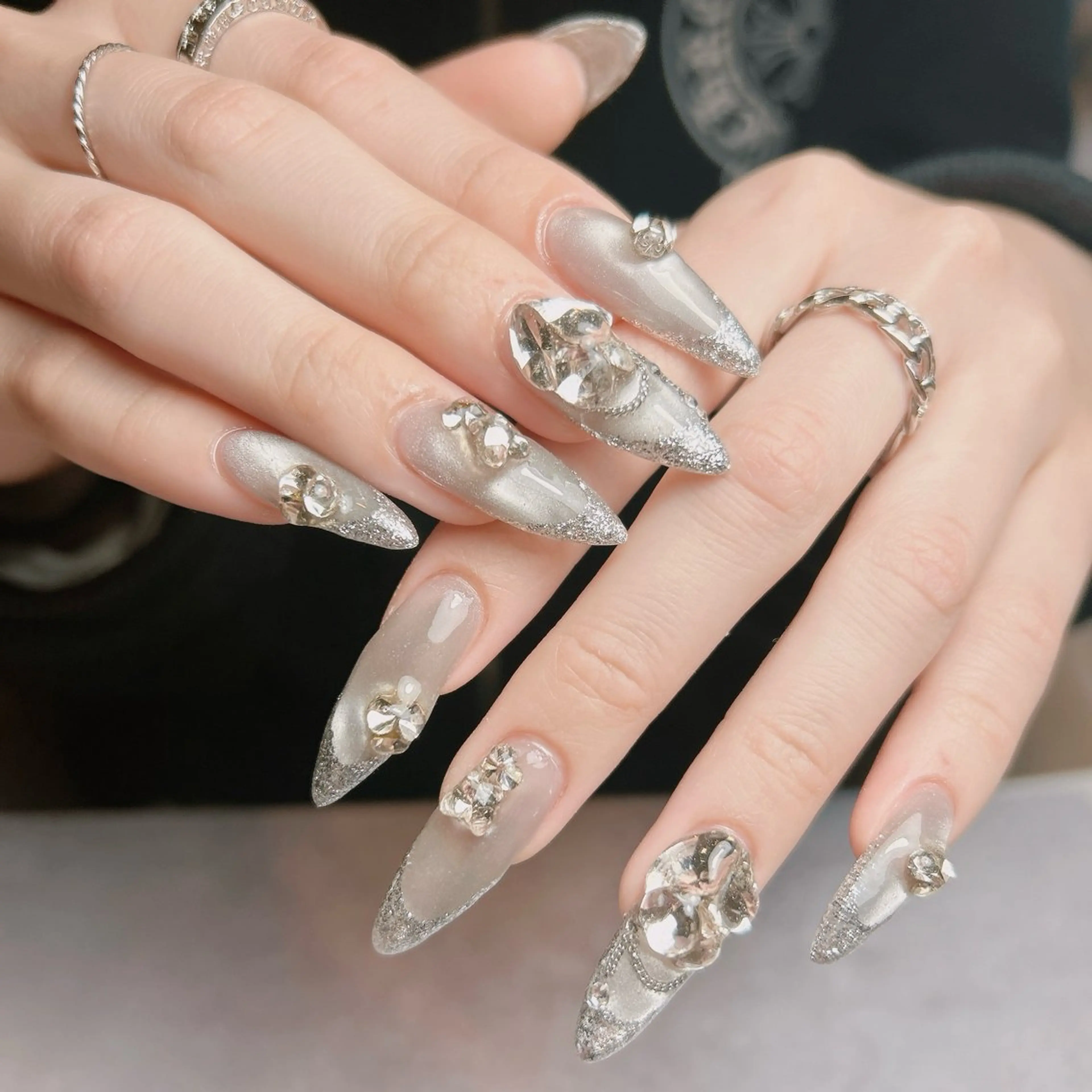 ネイル フレンチネイル ハンドネイル junna 金山.東別院.上前津のネイルデザイン