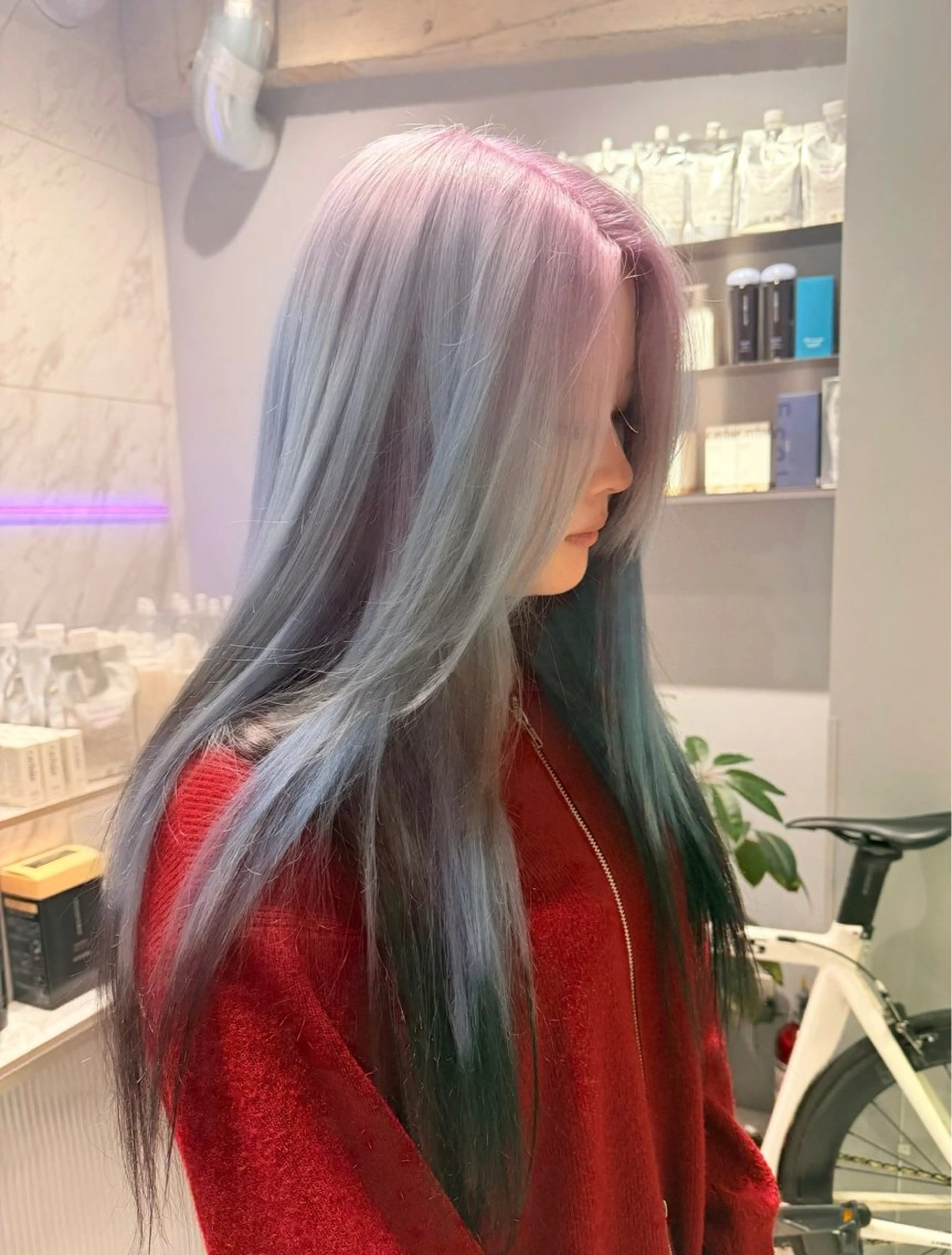 ロング カラー カット ヘアカラー トリートメント ハイトーンレイヤー 顔まわりSOTAのヘアスタイル