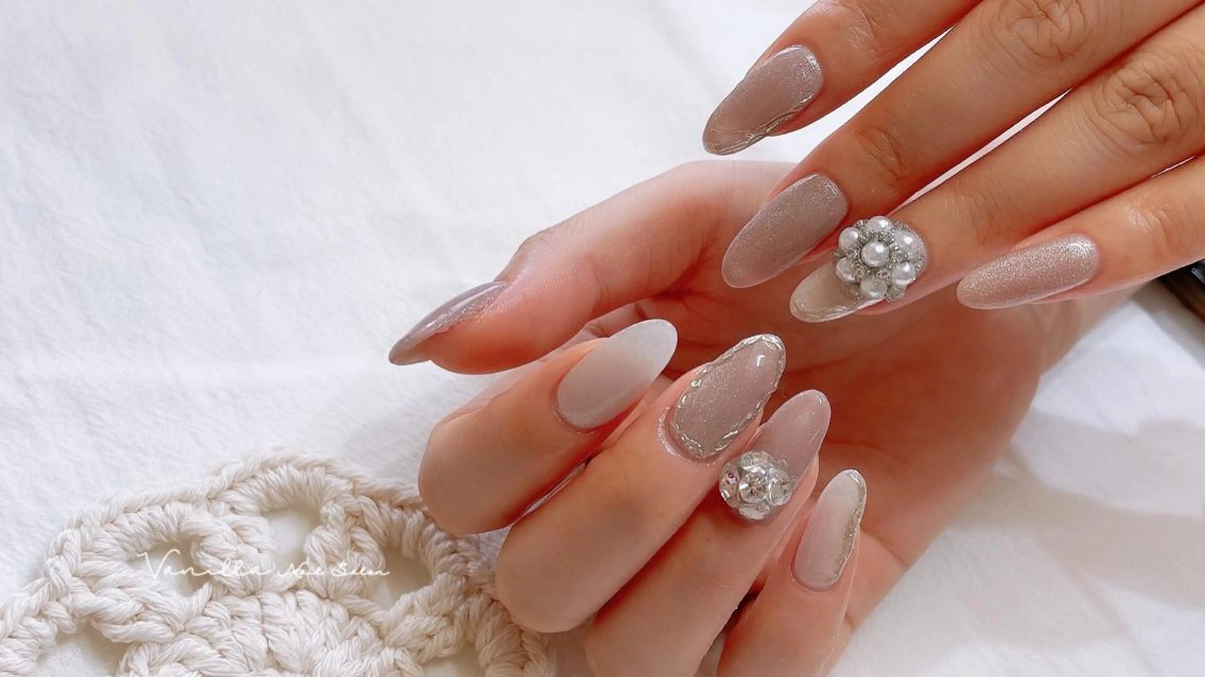 ネイル マグネットネイル ニュアンスネイル ストーンネイル Vanilla nail salonのネイルデザイン