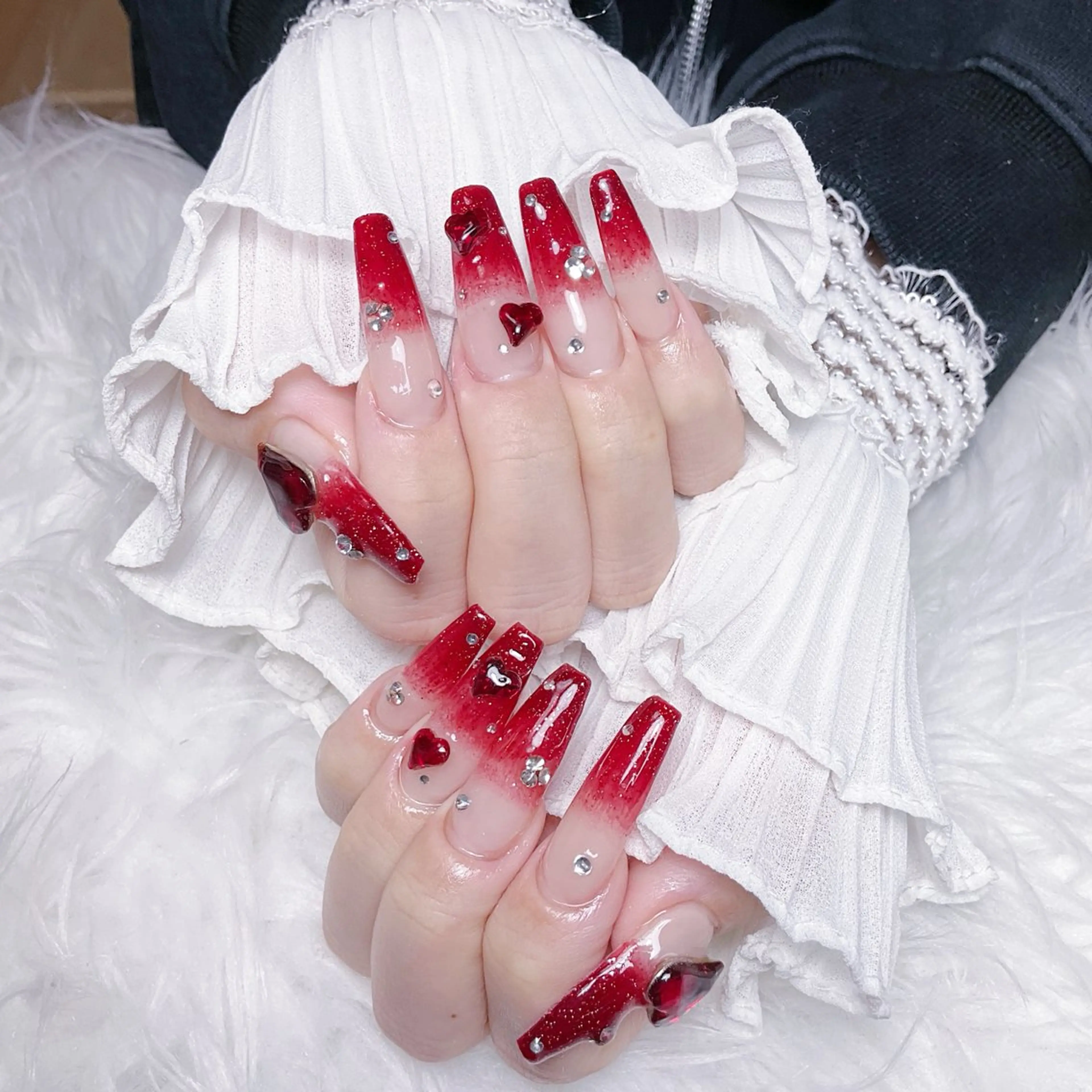 ネイル ハンドネイル 🍭Yun nail hyejin🌸のネイルデザイン