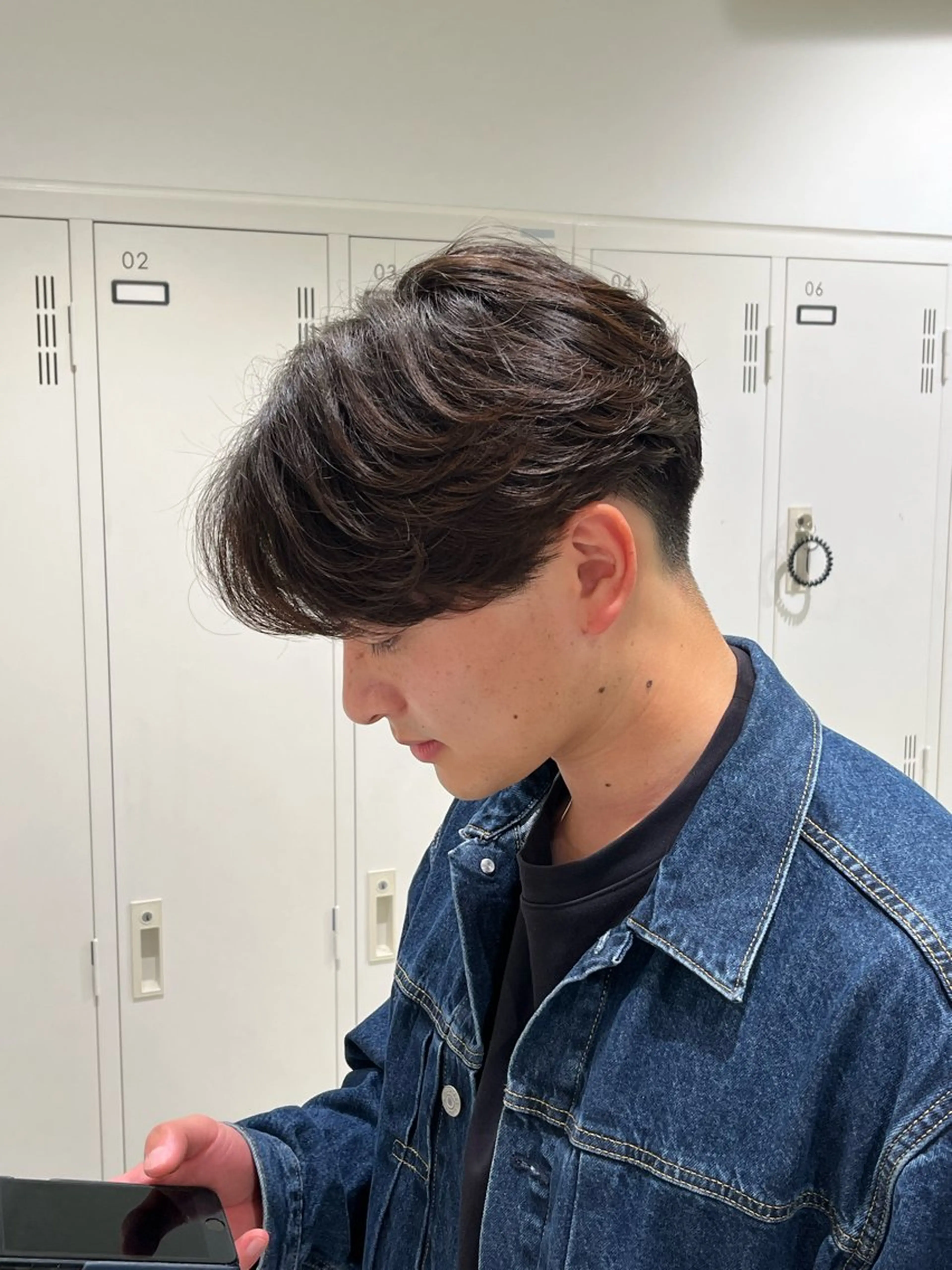 ショート カラー パーマ メンズ カット 【シャドウパーマ センターパート】義心のヘアスタイル