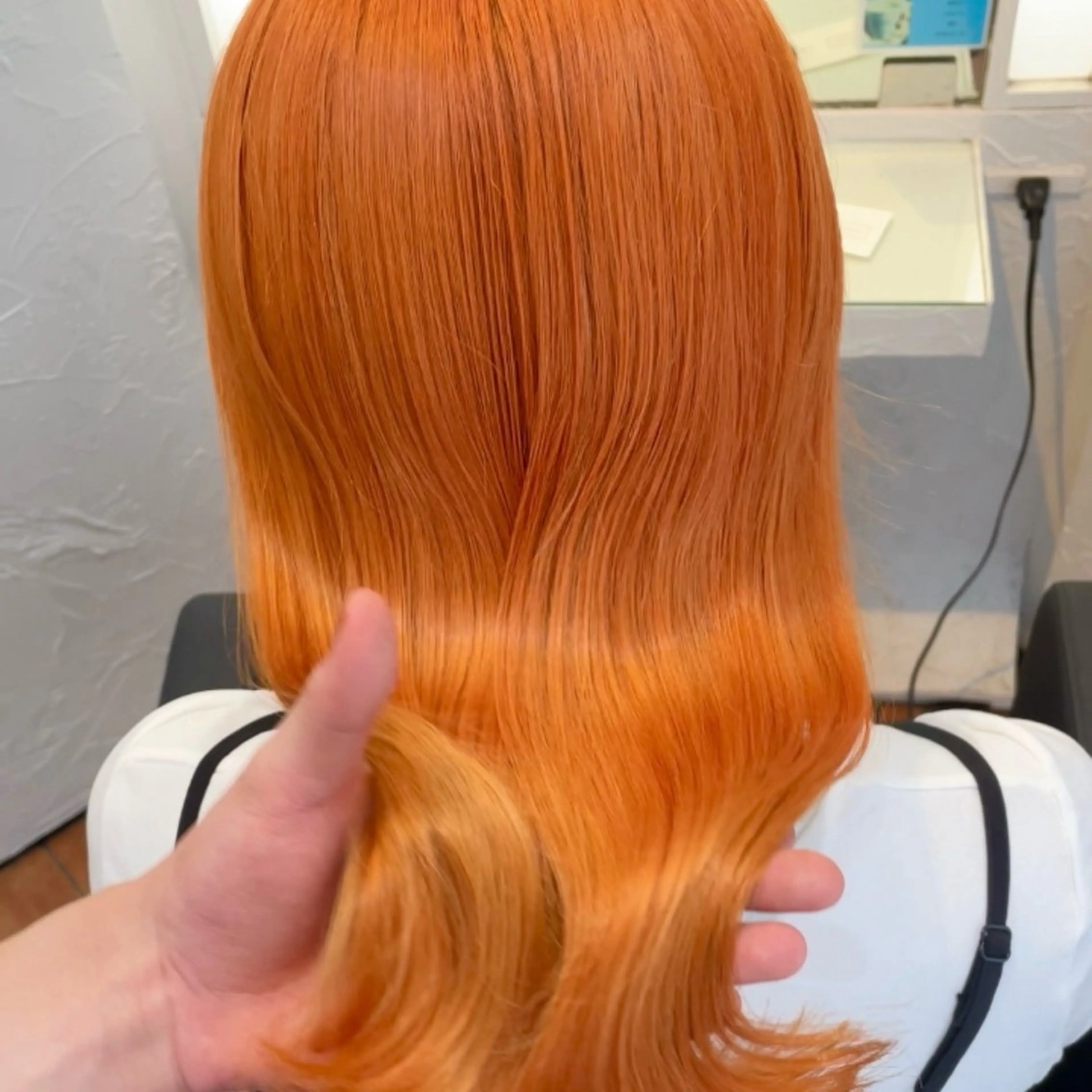 ロング カラー ブリーチ ケアブリーチ デザインカラー ハイトーンカラー オレンジ ブリーチなしピンク 赤井龍斗のヘアスタイル