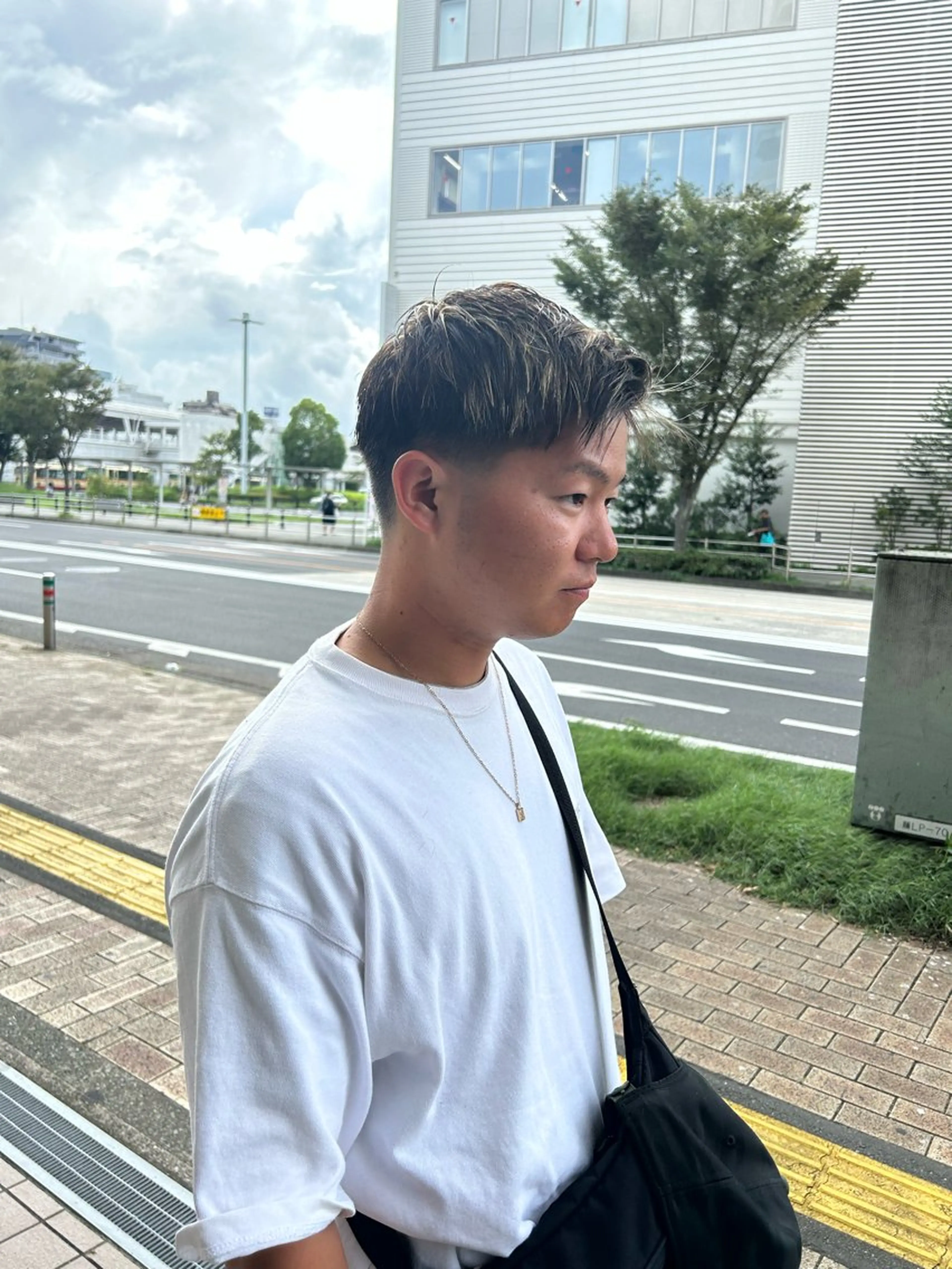 ショート カラー メンズ フェードカット メンズメッシュ メッシュ カット ヘアカラー メンズパーマの達人 / タカシマダイスケのヘアスタイル