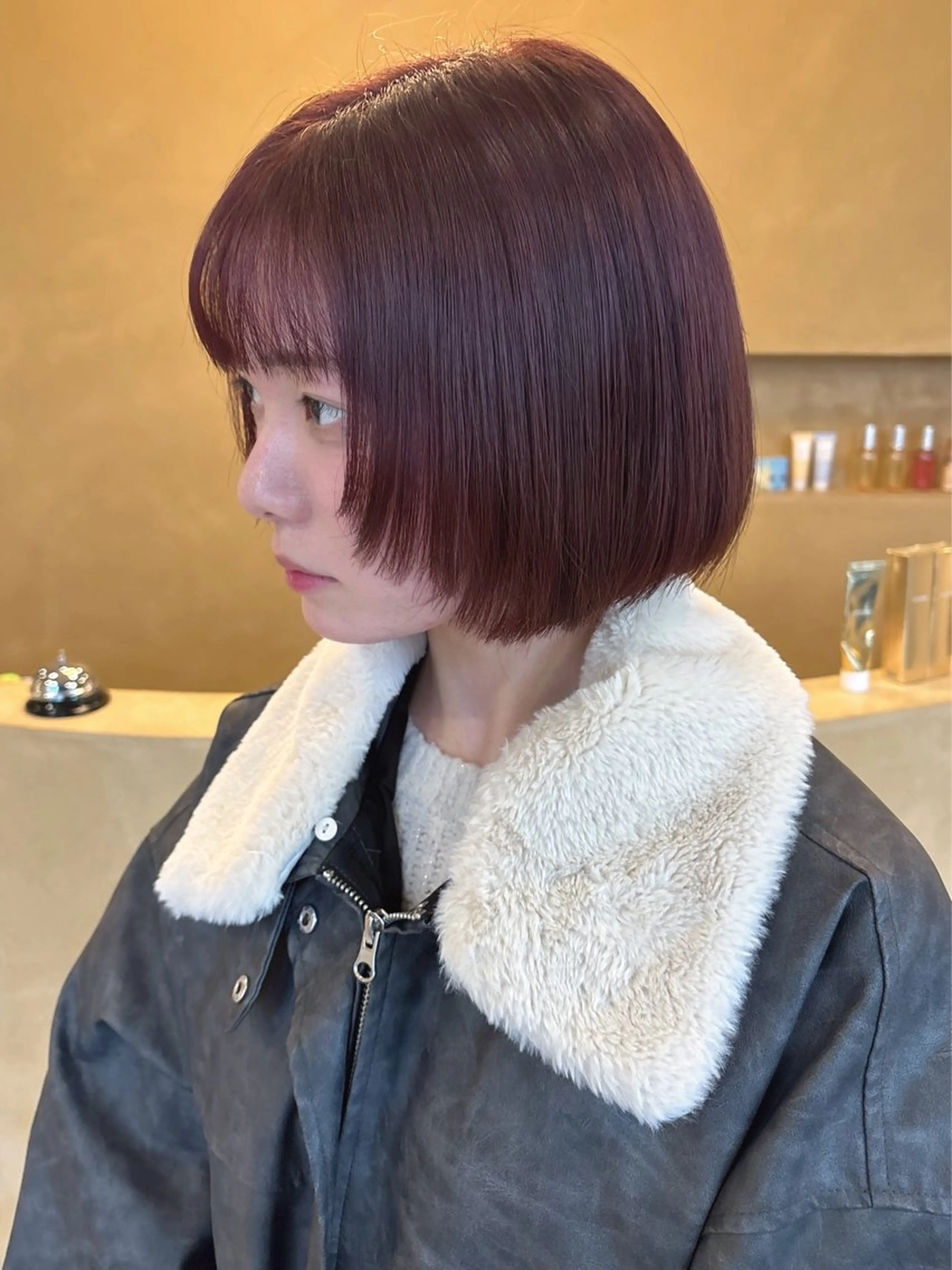 ミディアム ボブ 西田 朋華のヘアスタイル
