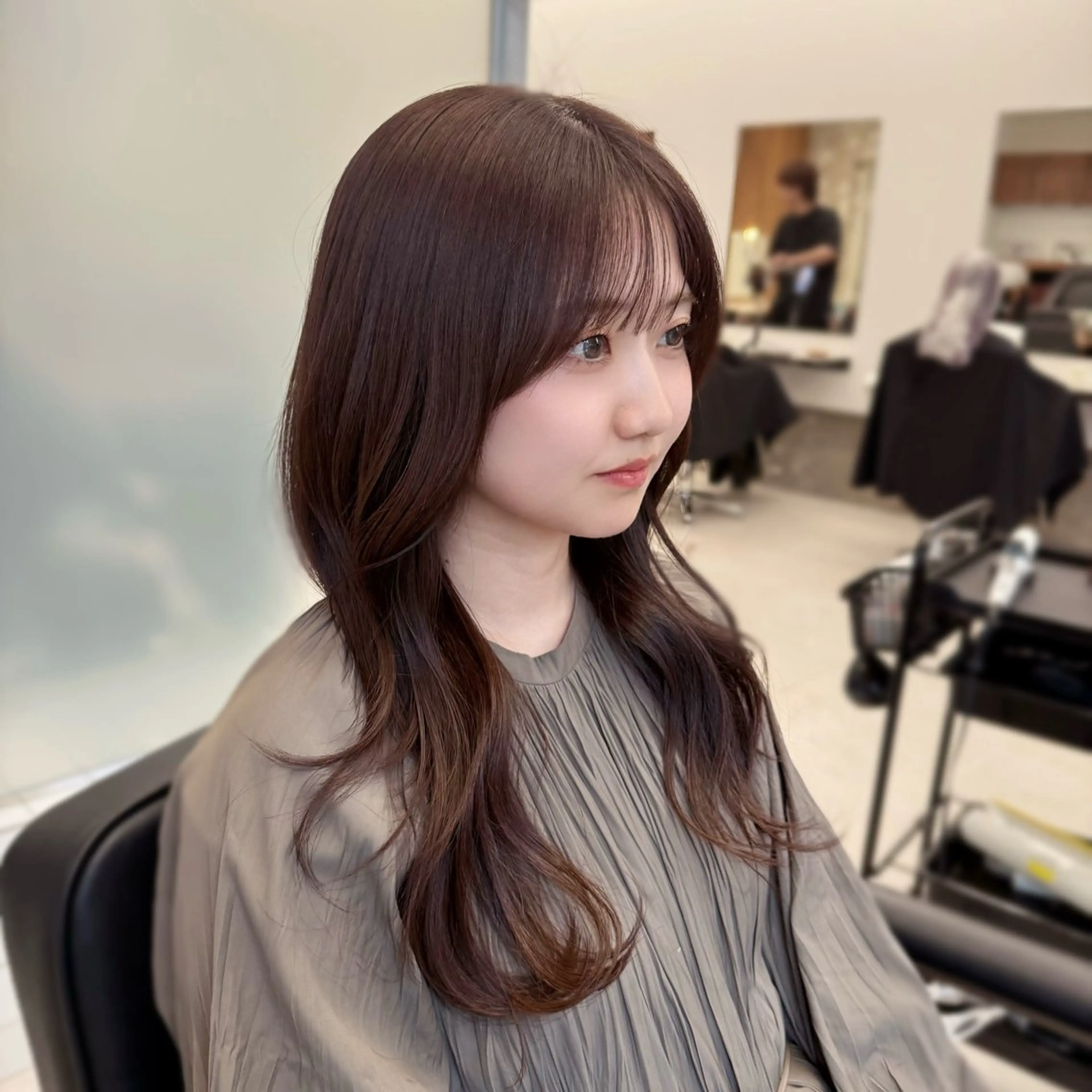 ミディアム カラー ヘアアレンジ カット ヘアカラー トリートメント 縮毛矯正+モテカラー 🎀✨MIHOのヘアスタイル