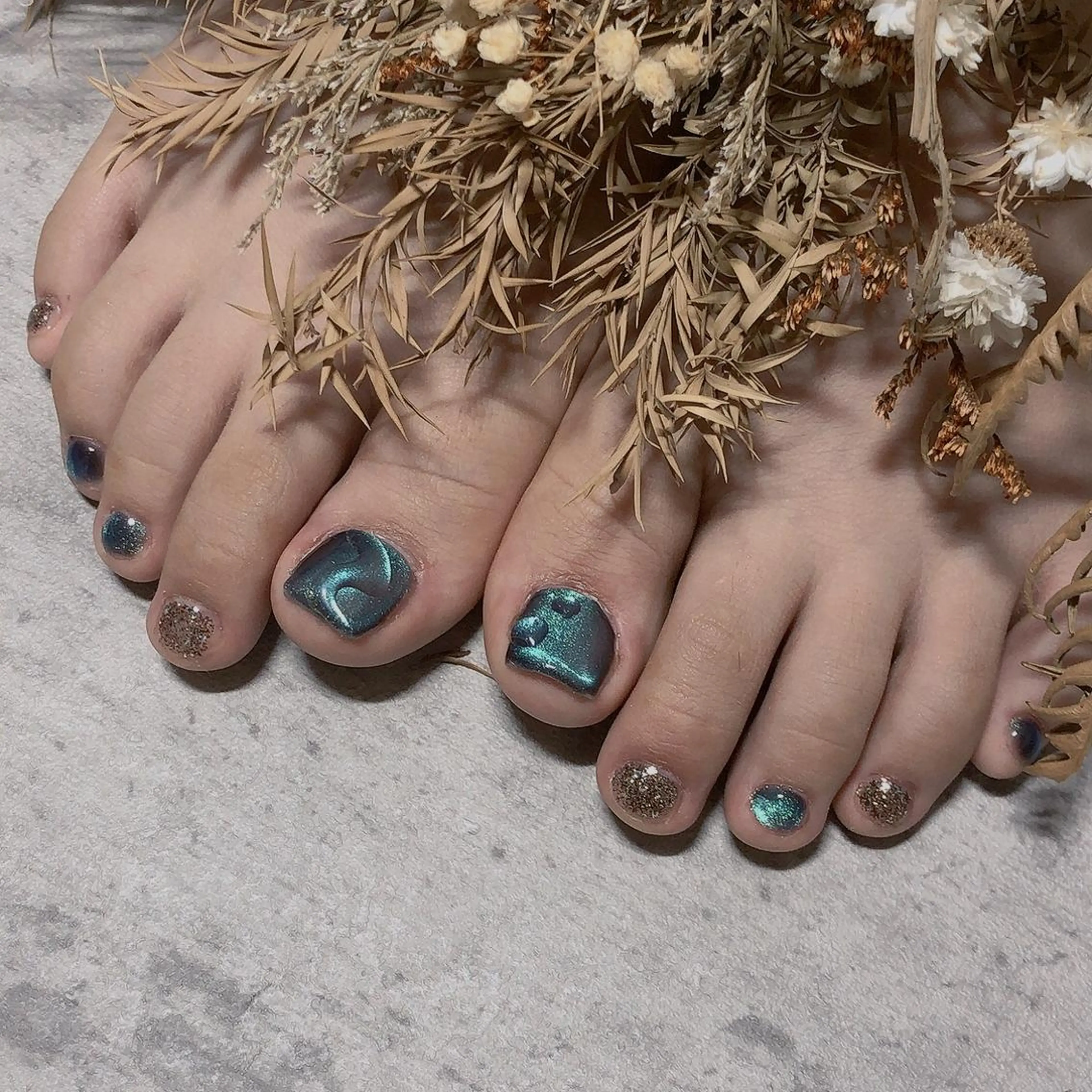 ネイル Iolite_ｱｲｵﾗｲﾄ所属・兼田 朋子のネイルデザイン