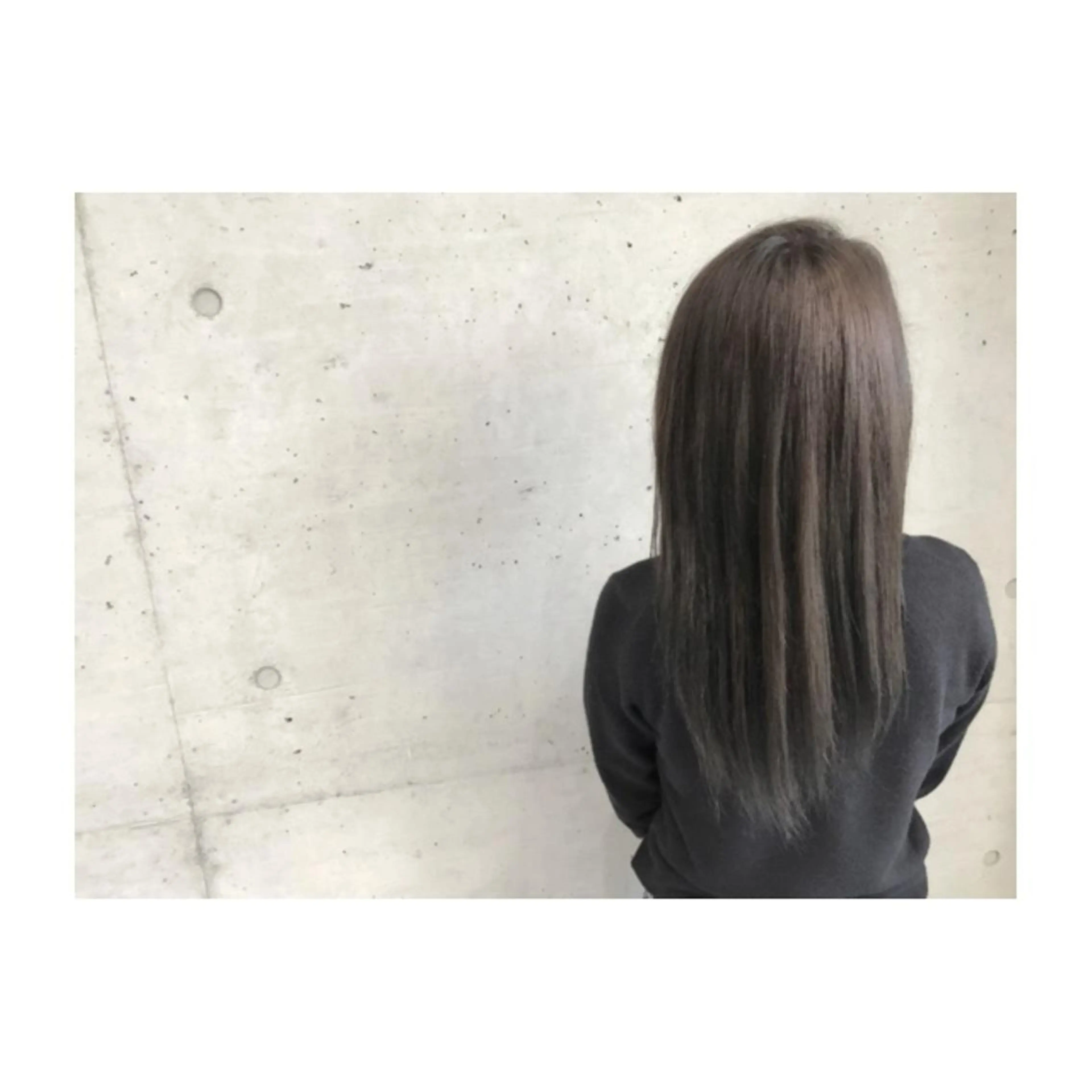 ロング カラー アッシュ 透明感カラー 大栗 佑也  髪質改善のヘアスタイル