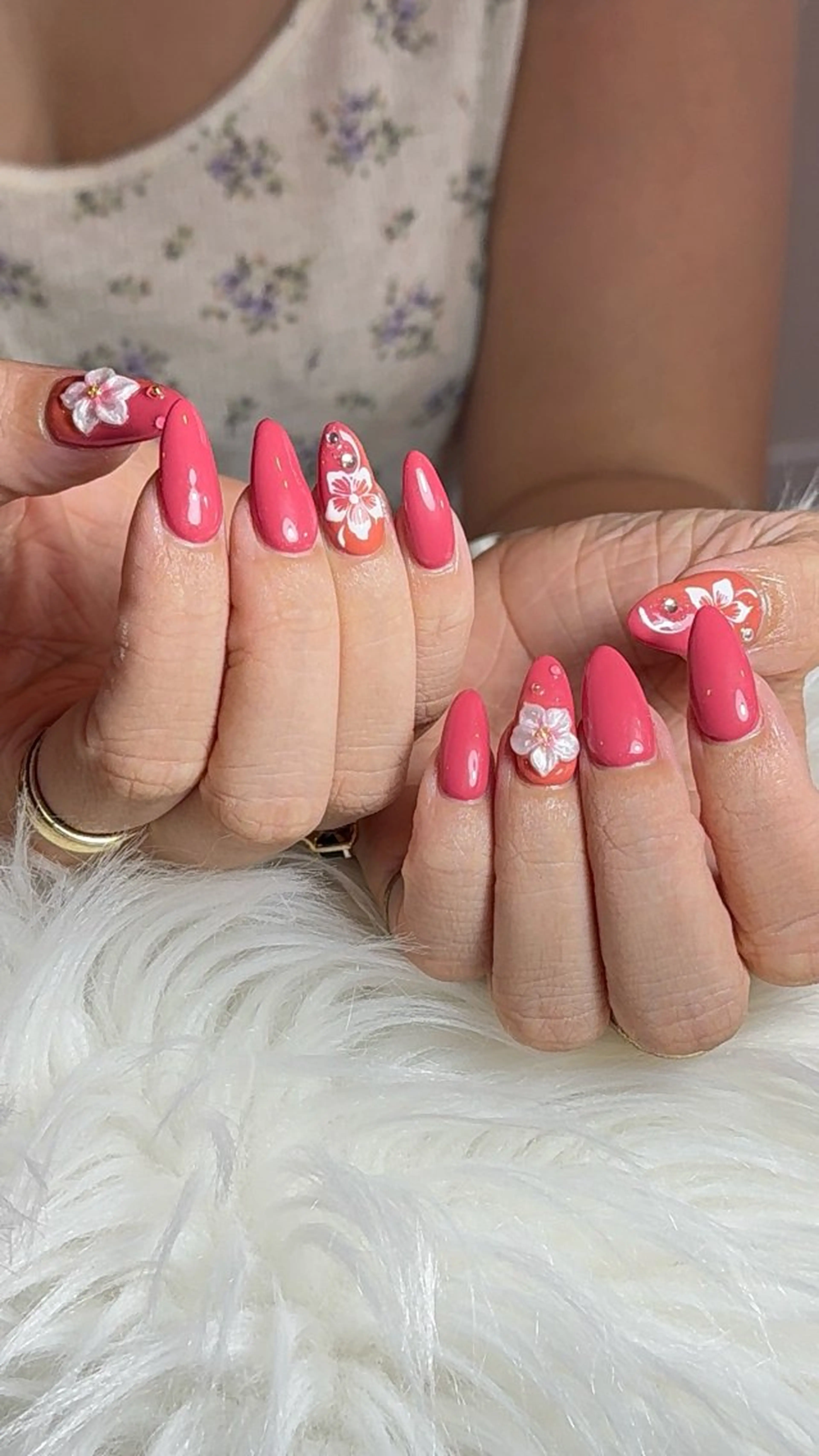 ネイル チークネイル フレンチネイル グラデーション キラキラネイル 韓国ネイル ハンドネイル Risa_ Nailのネイルデザイン