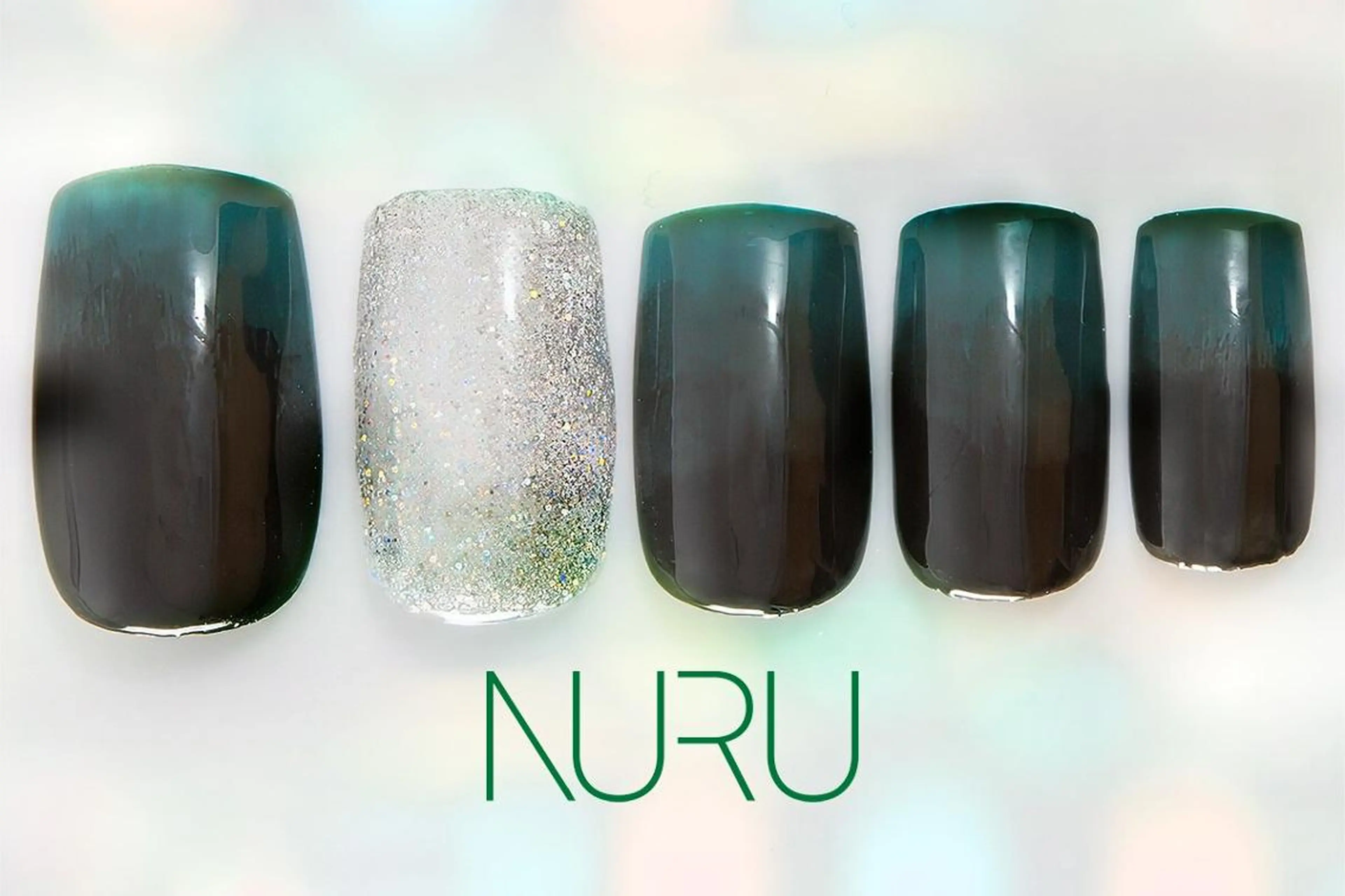 ネイル グラデーション ハンドネイル NURU NAIL ヌルネイル新宿のネイルデザイン