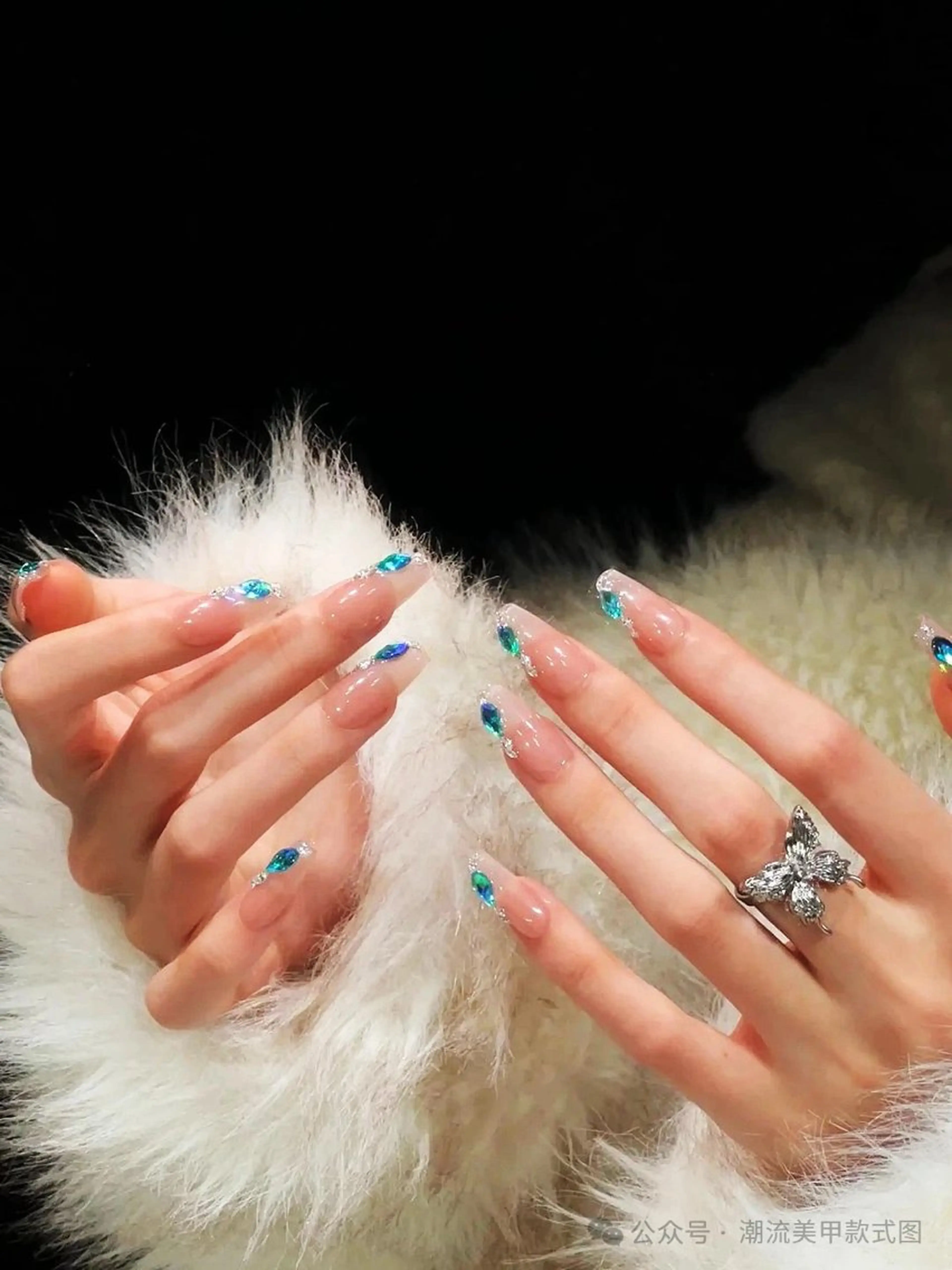 ネイル ☁️Yun nail Rin☁️のネイルデザイン