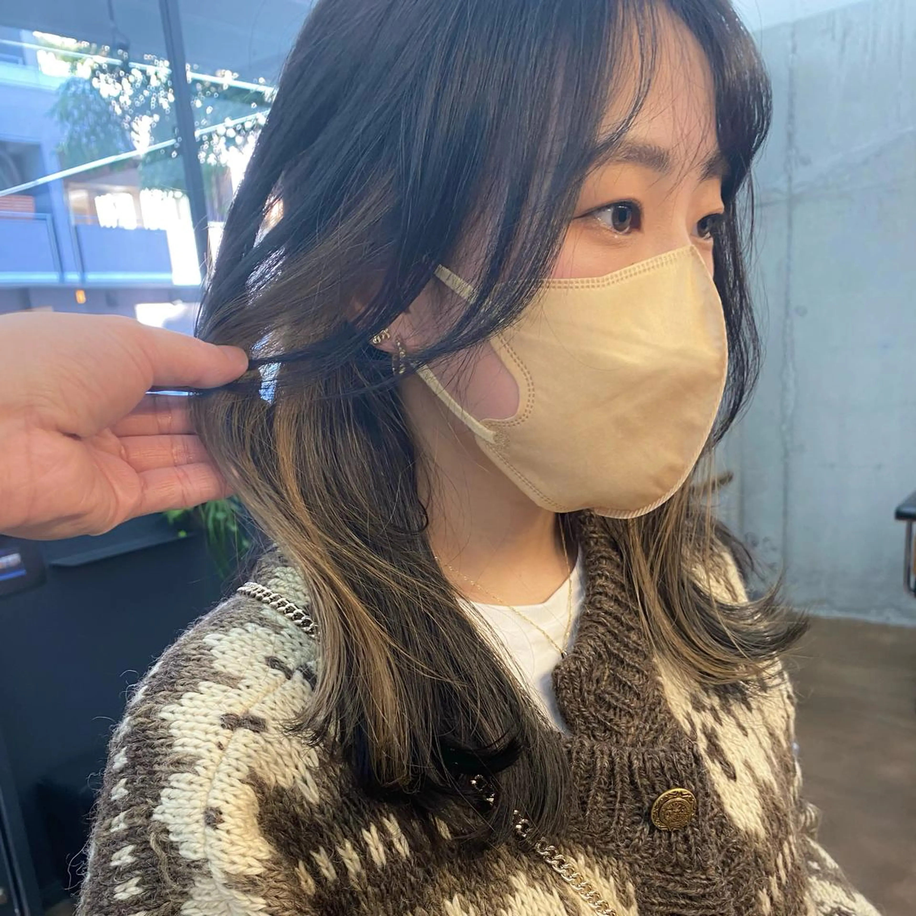 セミロング カラー グレージュ ハイトーン/デザイン hirokiのヘアスタイル