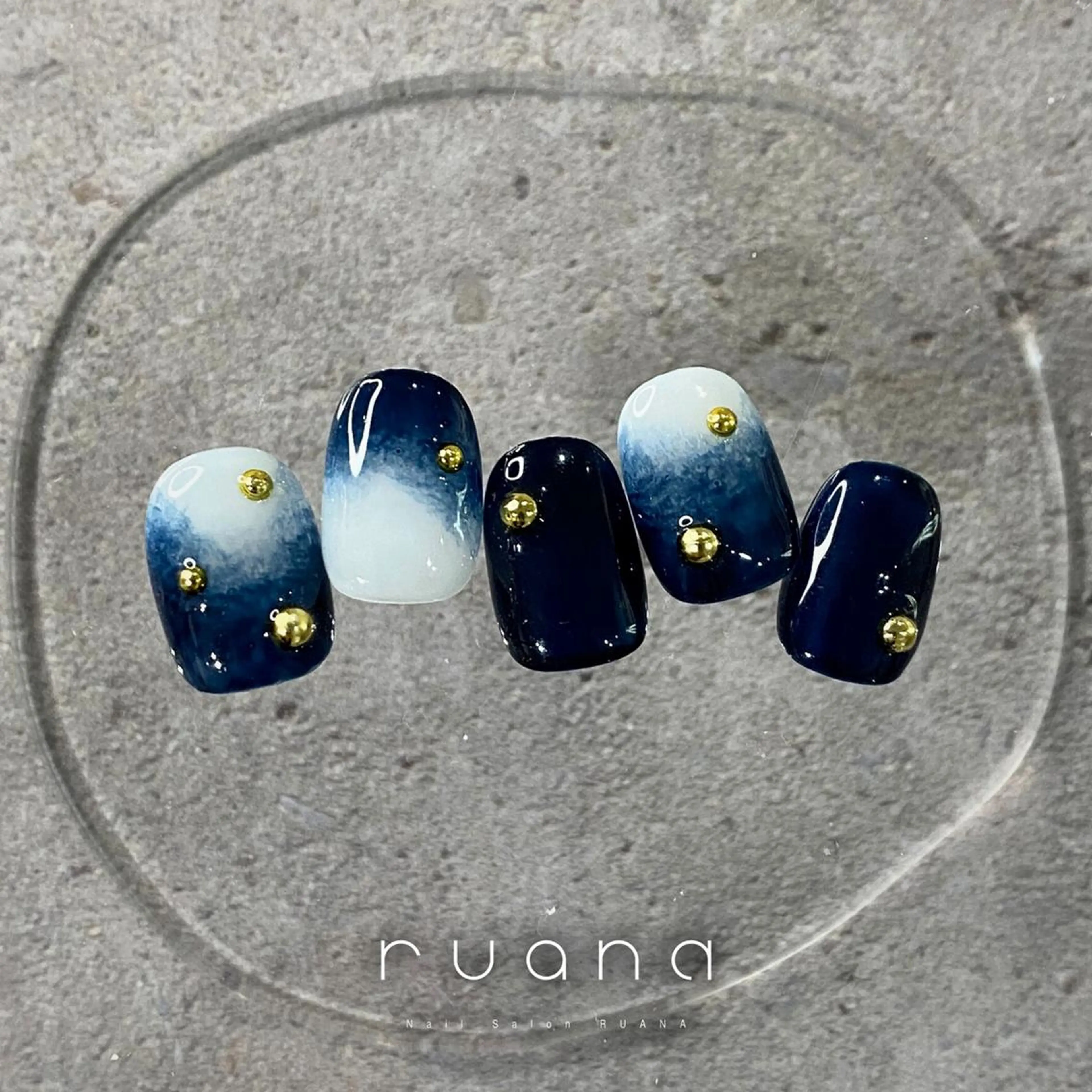 ネイル 阿武 美海のネイルデザイン