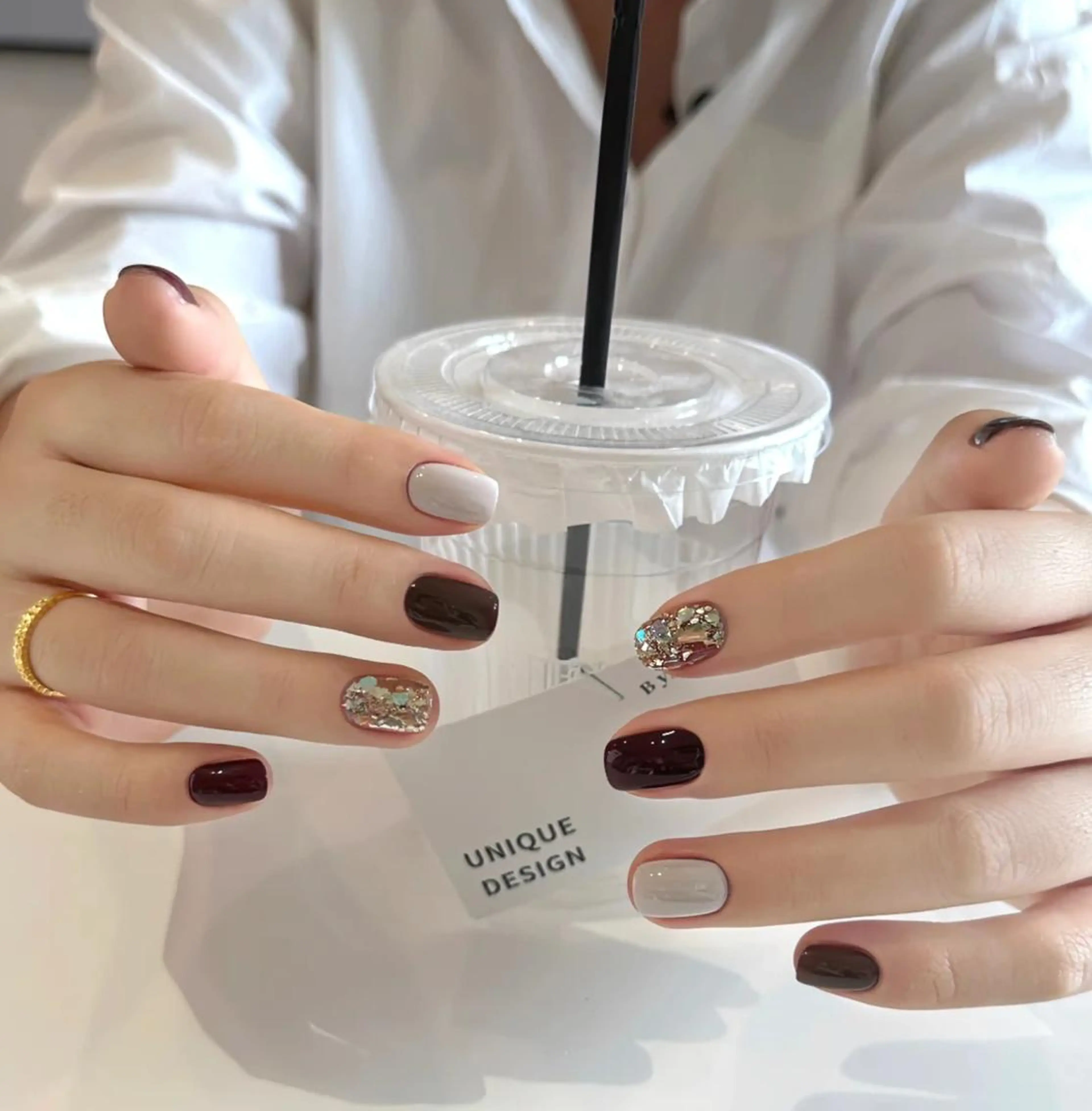 ネイル シンプルネイル Queens ひなのネイルデザイン