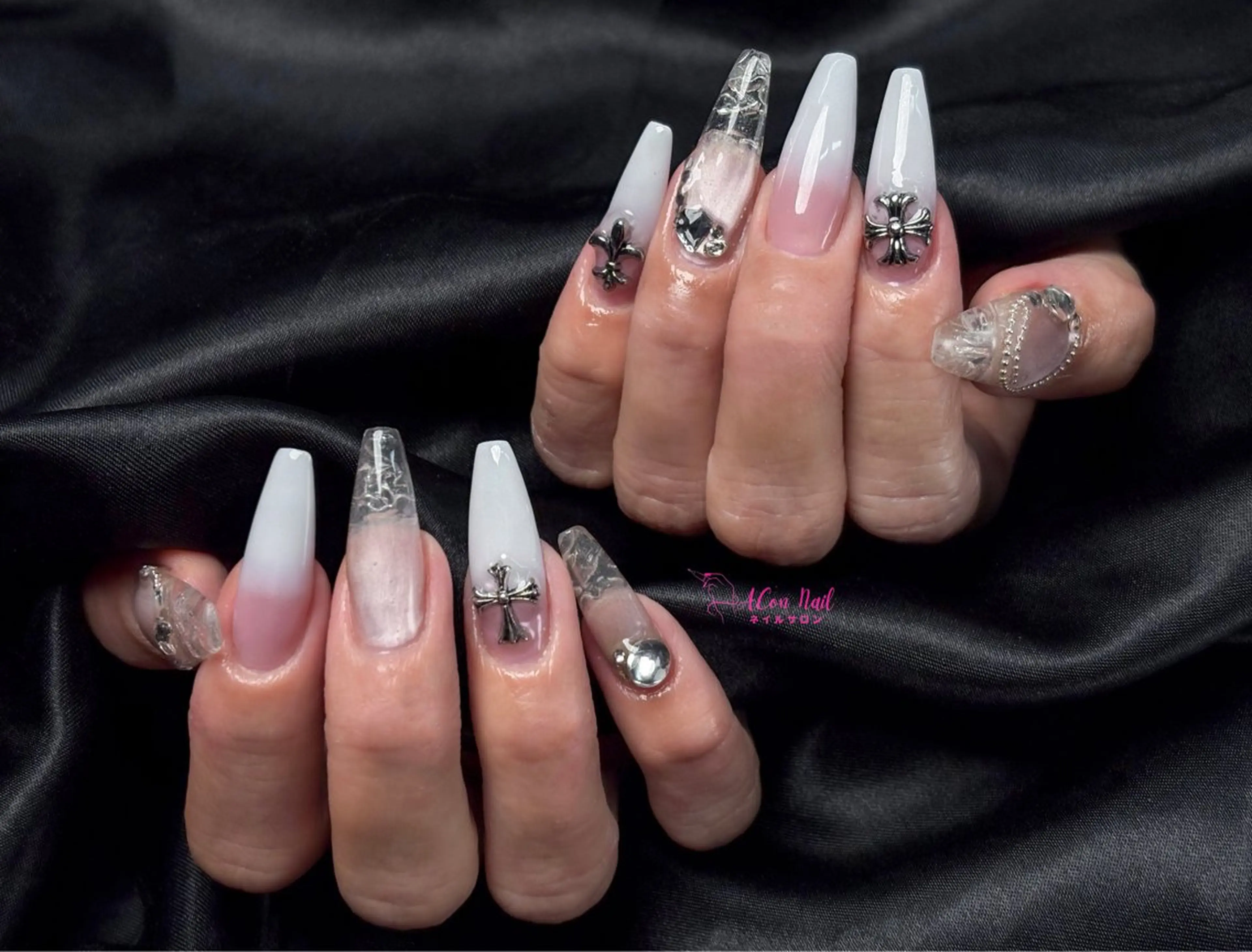 ネイル 桜ネイル 長さ出し フラワーネイル フレンチネイル ジェルネイル ハンドネイル ACon NailSalonのネイルデザイン