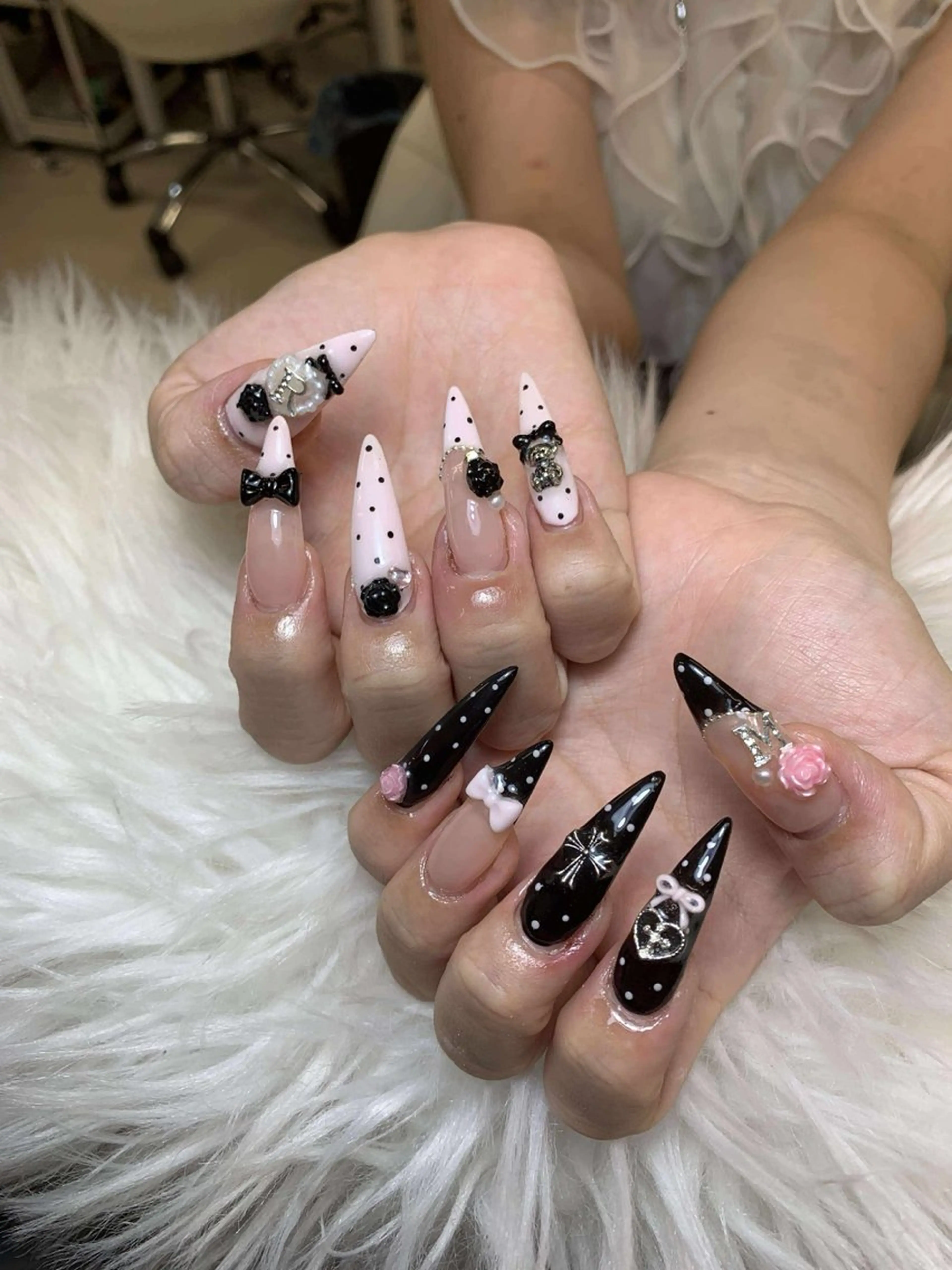 ネイル ハンドネイル ANH NAIL ゴテゴテ専門店💎のネイルデザイン
