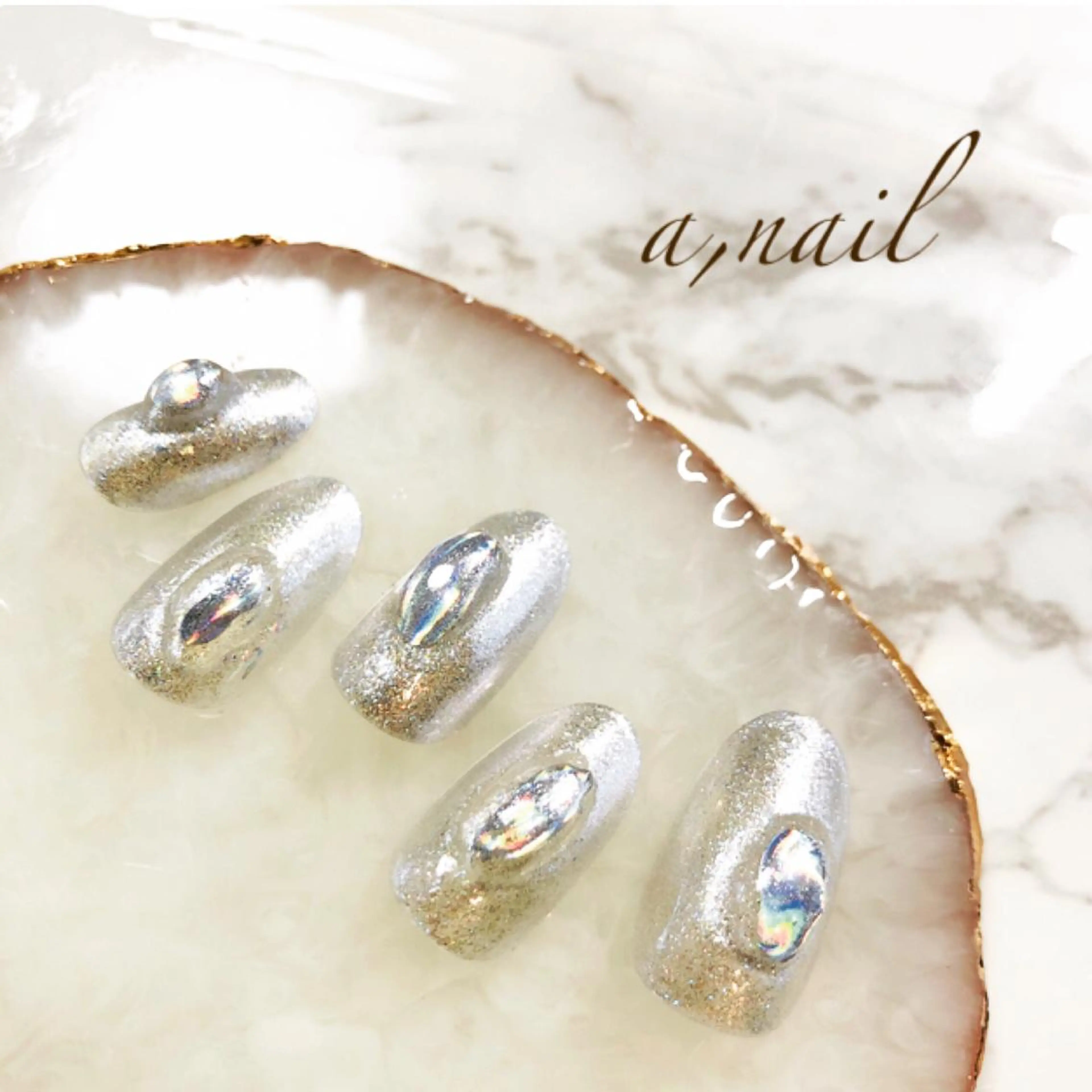 ネイル オーロラネイル フットネイル ジェルネイル グラデーション ラメ(グリッター) ハンドネイル ネイルサロン エーネイルのネイルデザイン