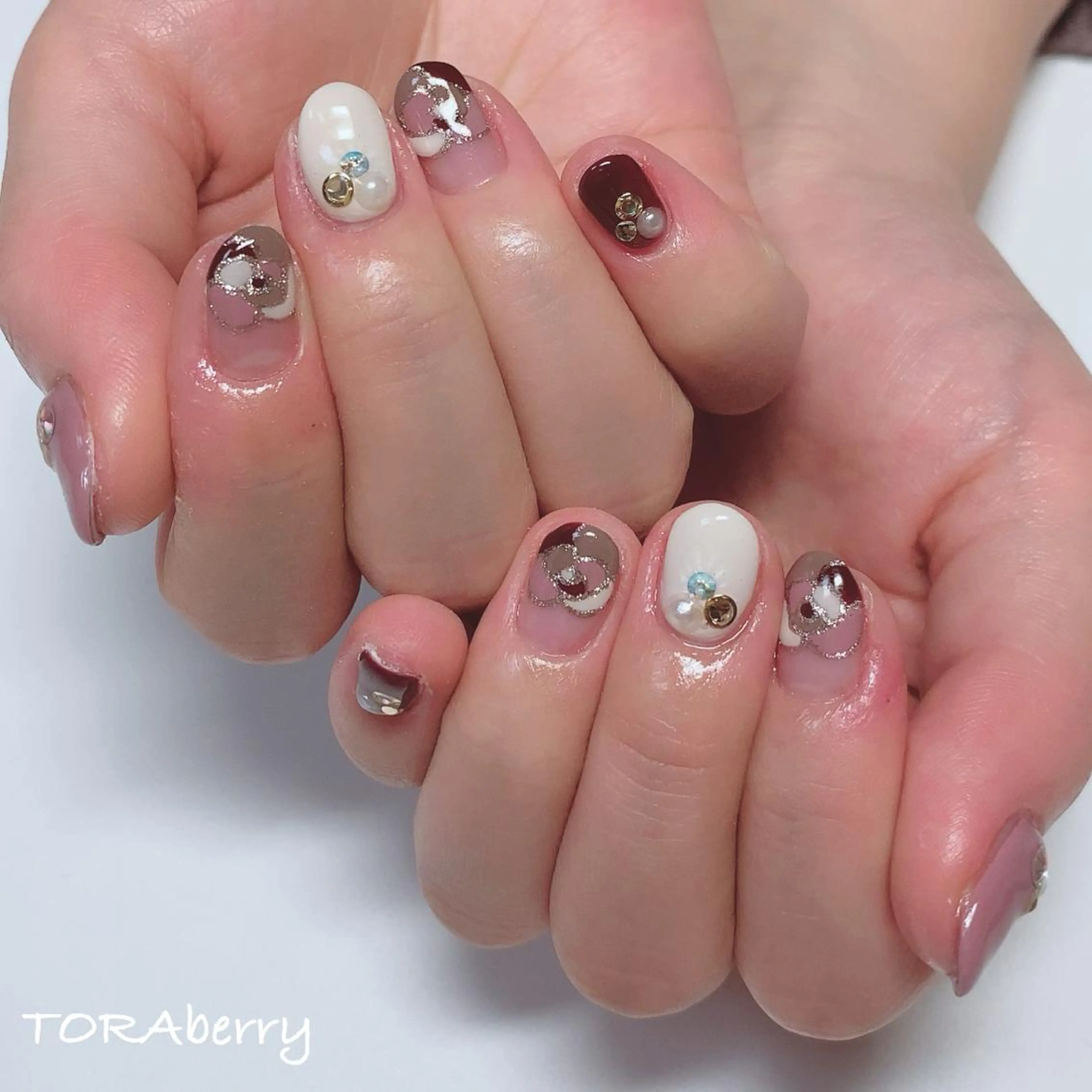 ネイル ハンドネイル ネイリスト なつみのネイルデザイン