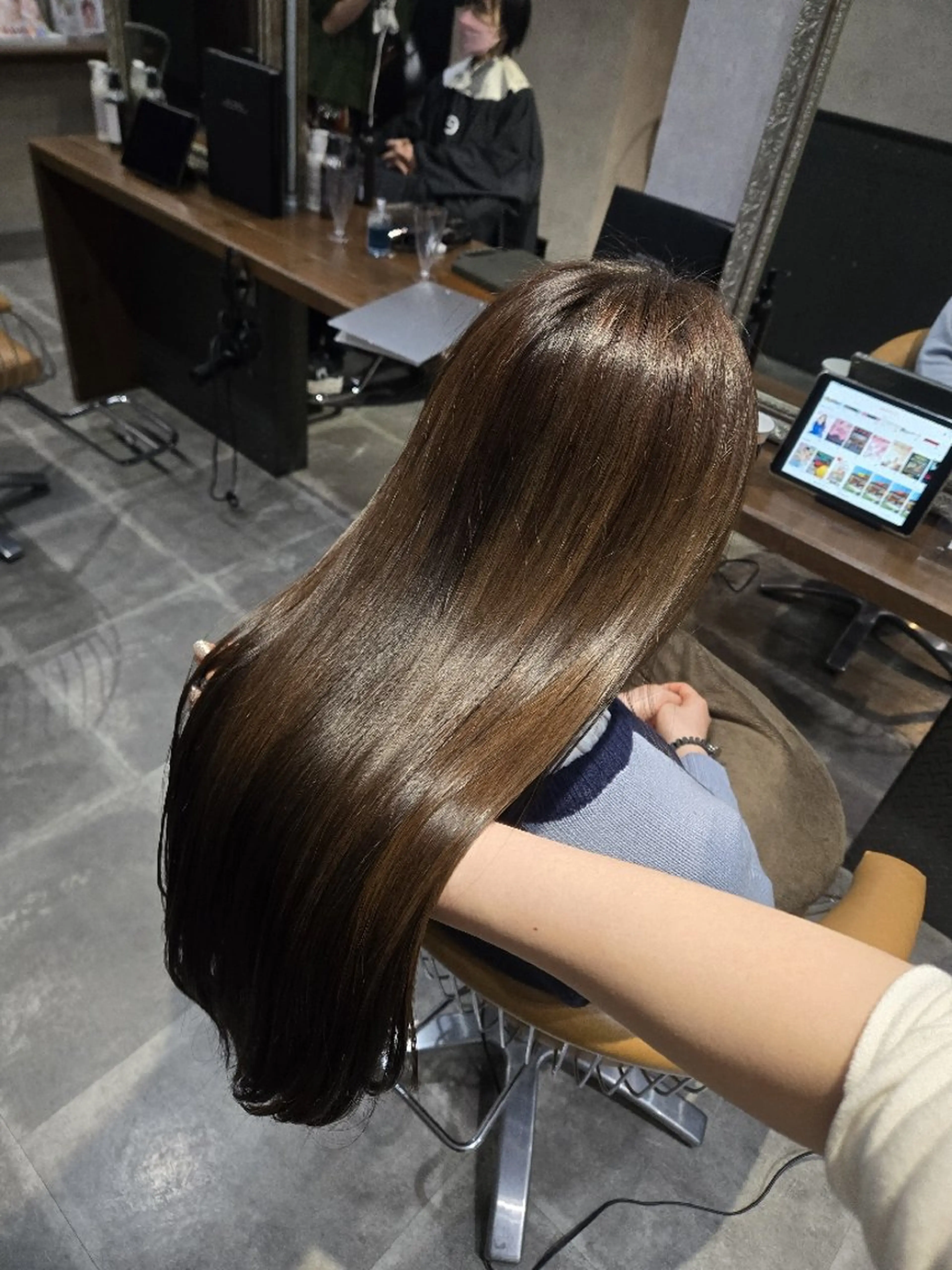 カラー ベージュカラー オリーブベージュ enx 渡邊 愛結🎀のヘアスタイル