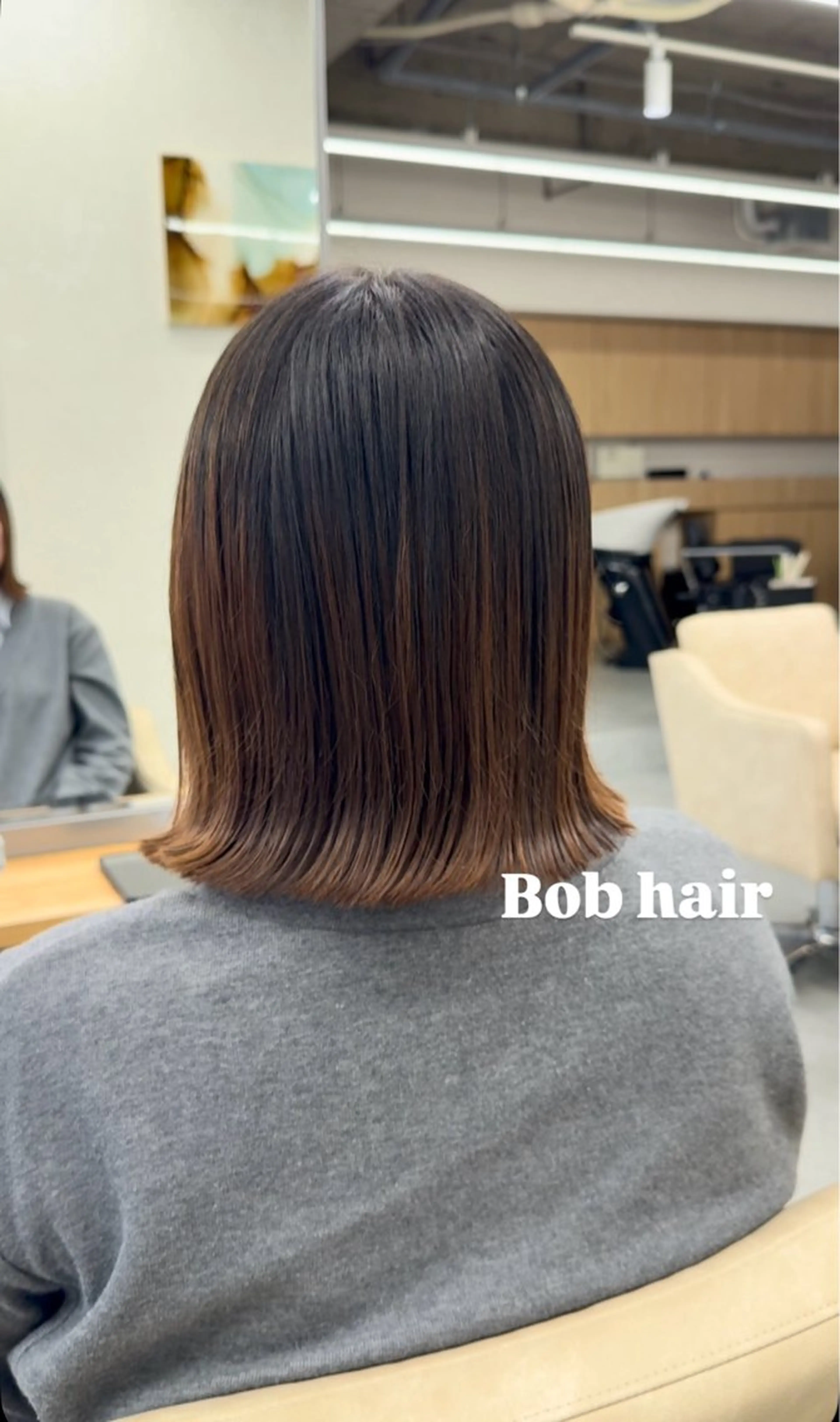 ミディアム ボブ 外ハネヘア 浅見 茉美のヘアスタイル