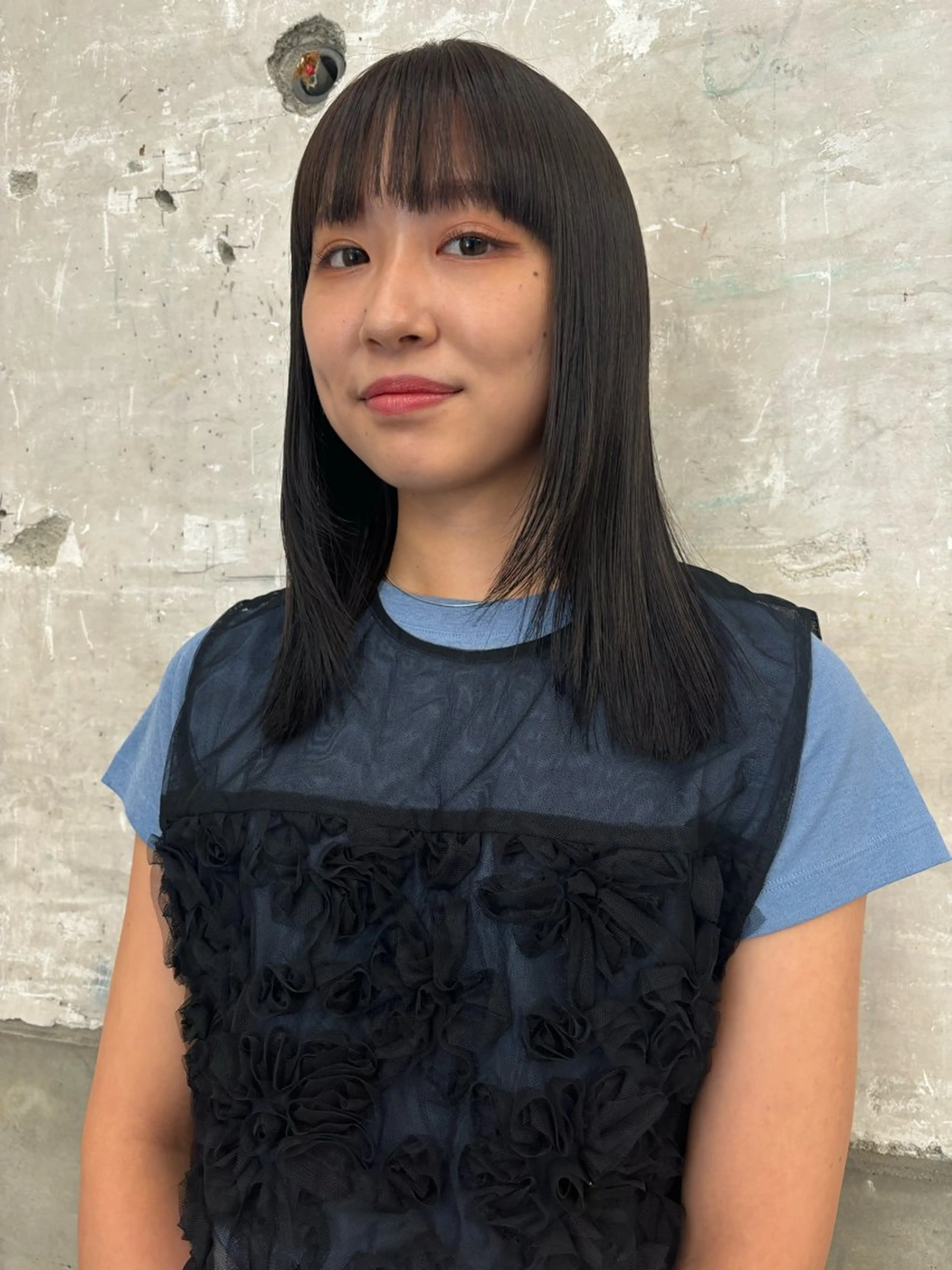 セミロング the hinc所属・ami/大阪/暖色 /レイヤーカットのヘアスタイル