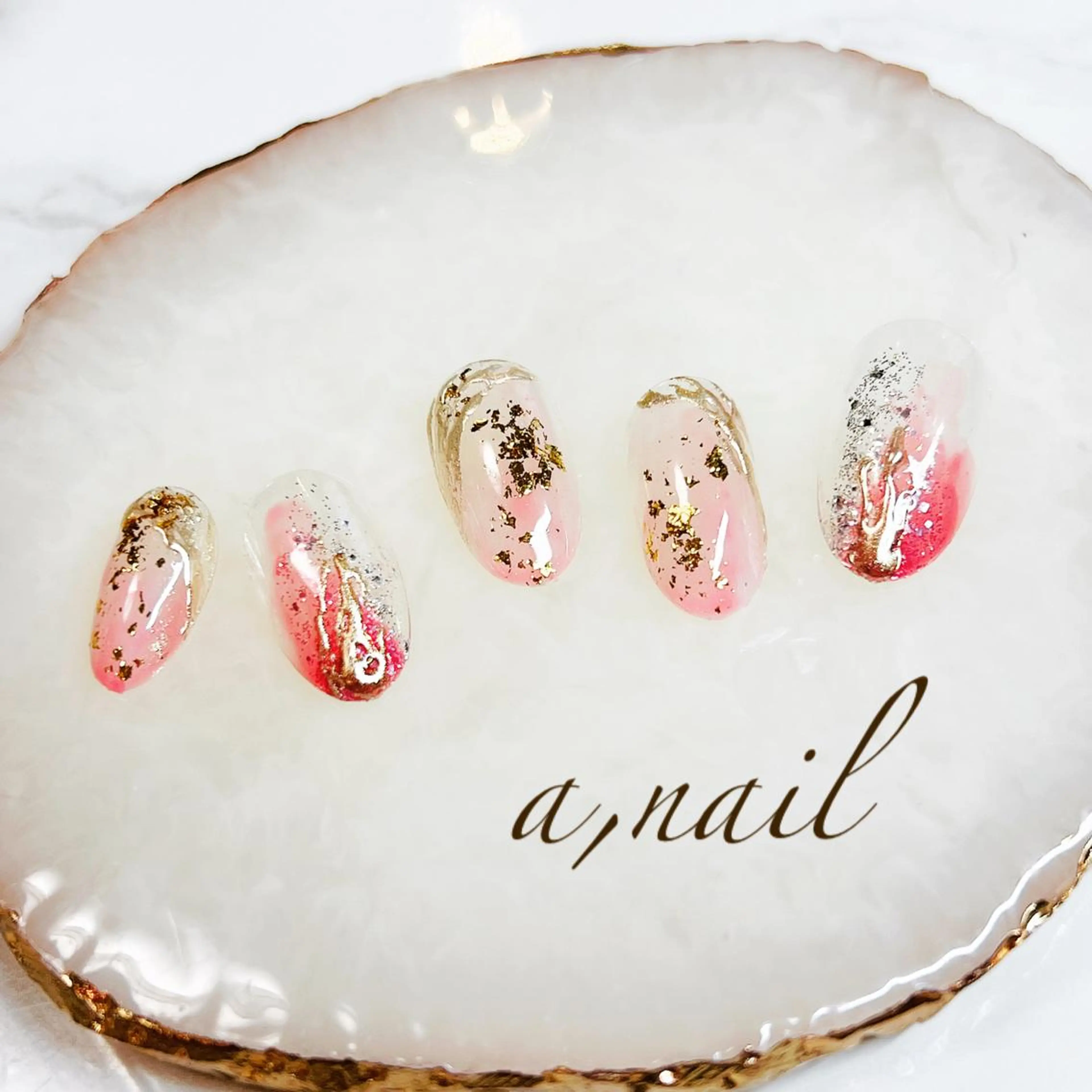 ネイル ジェルネイル グラデーション キラキラネイル ミラーネイル ニュアンスネイル ハンドネイル ネイルサロン エーネイルのネイルデザイン