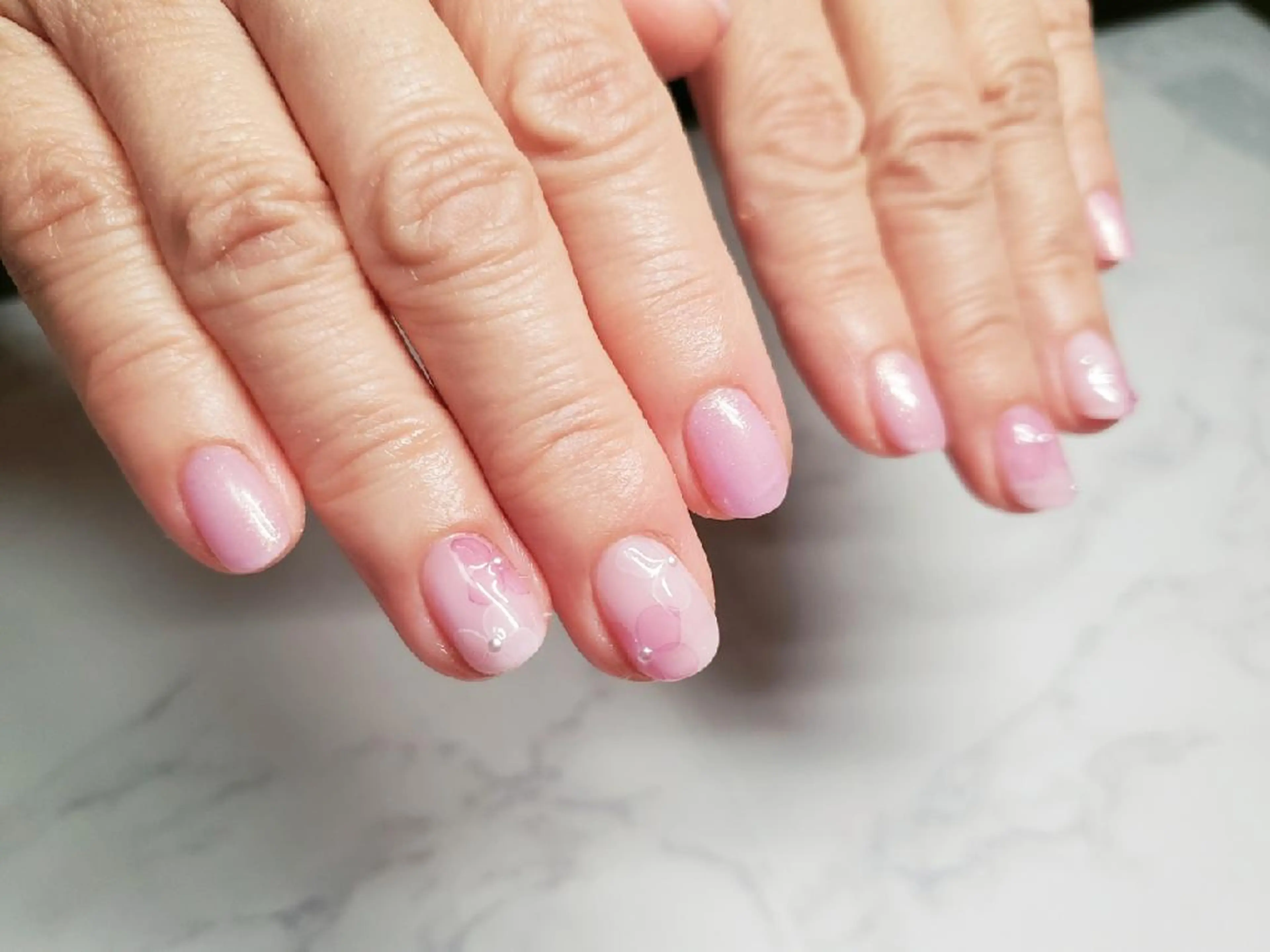 ネイル アートネイル 佐藤 結衣のネイルデザイン