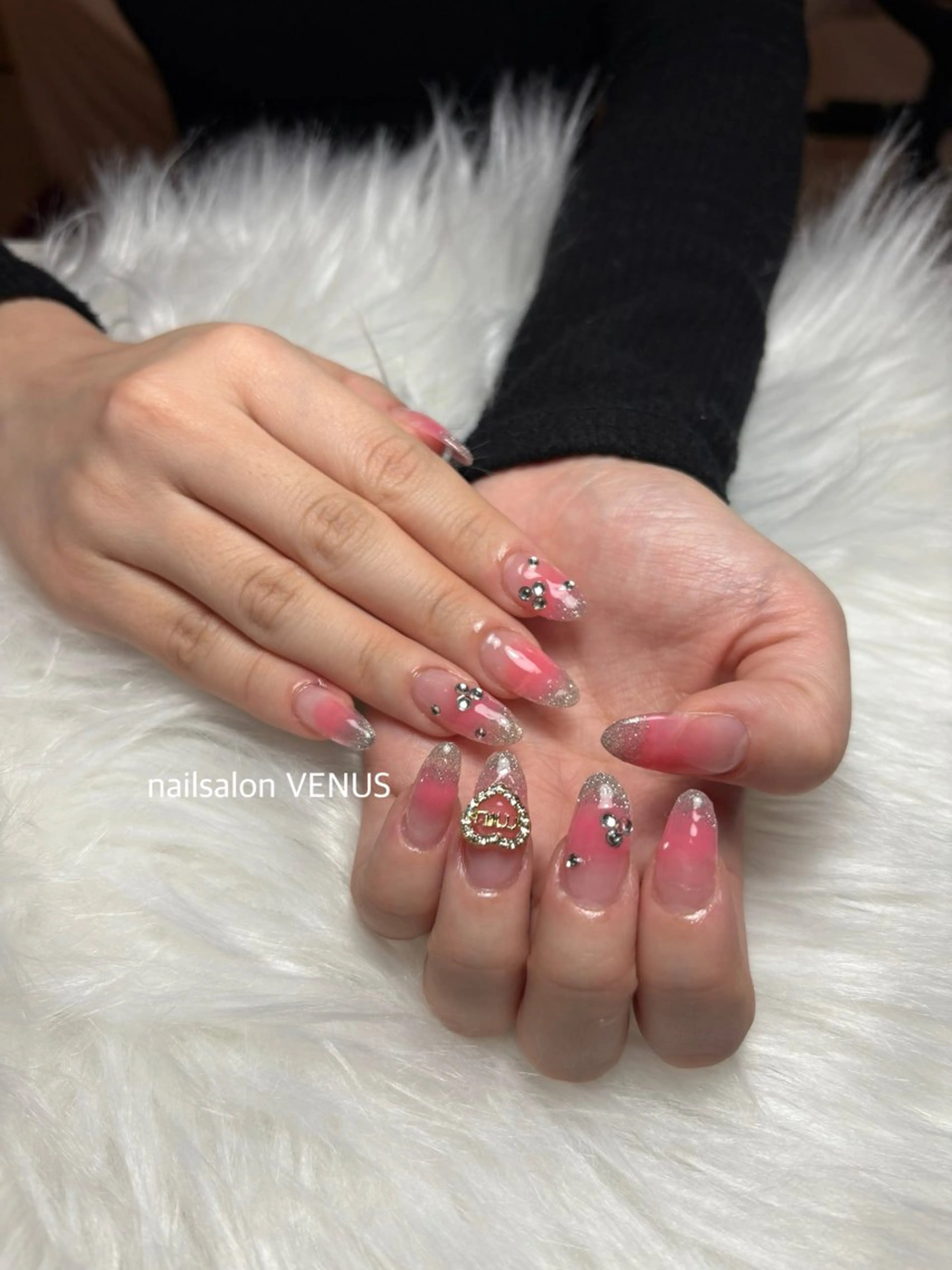 ネイル 長さ出し ハンドネイル nailsalon VENUSのネイルデザイン
