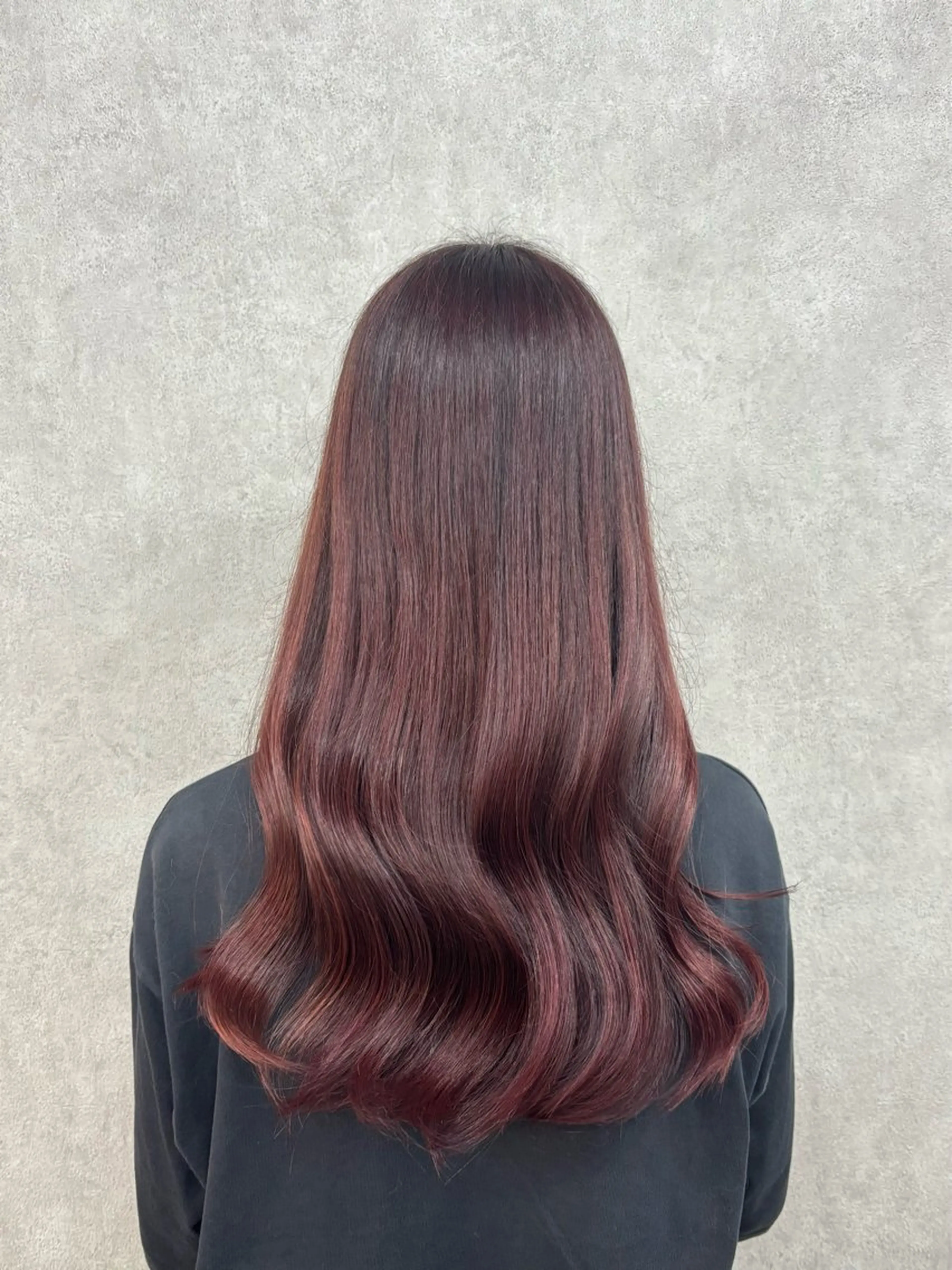 ロング カラー ピンクカラー 倉澤 愛理のヘアスタイル