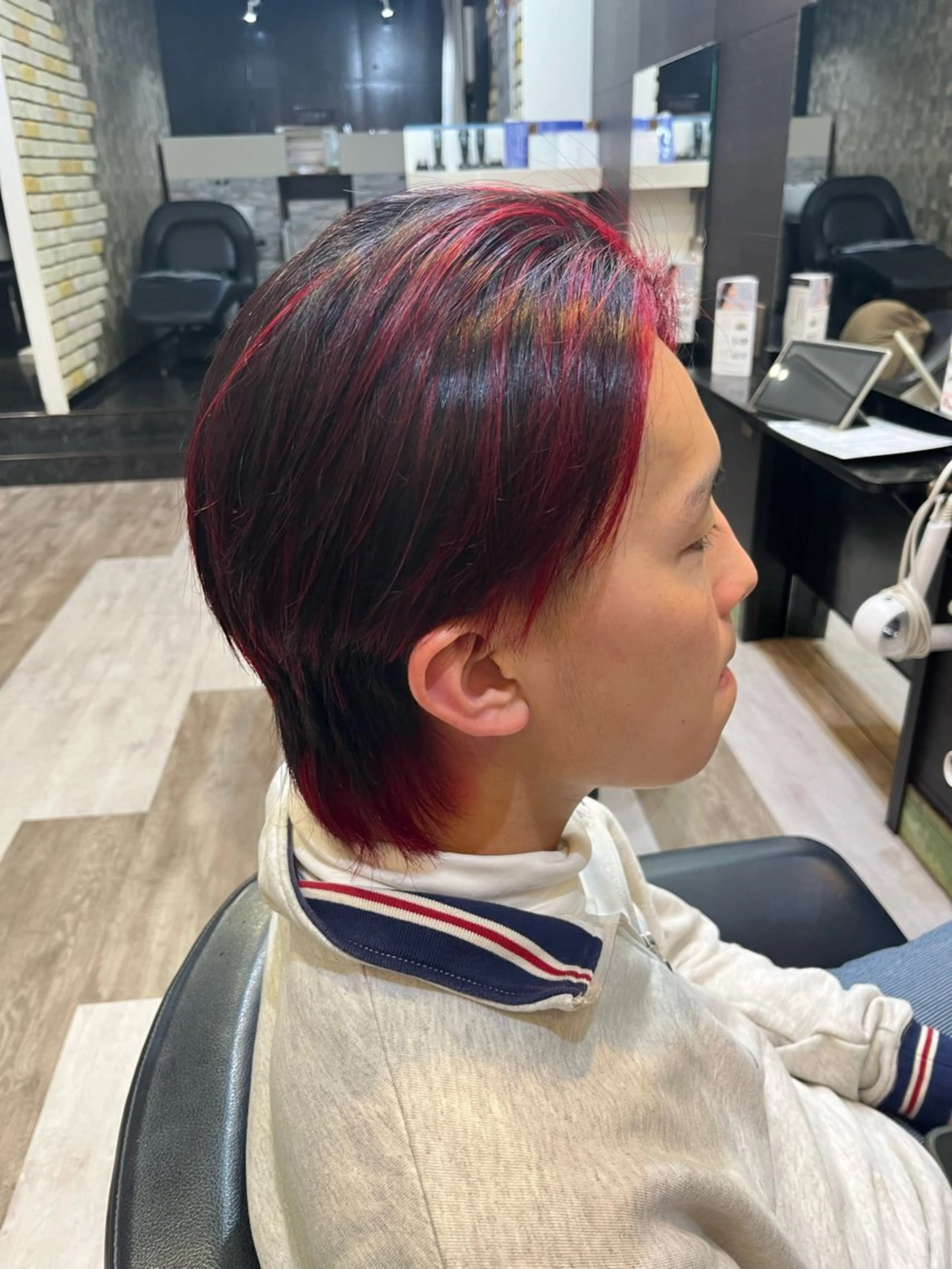 ショート 卒業式のヘアスタイル ハイライト 正分 真美のヘアスタイル