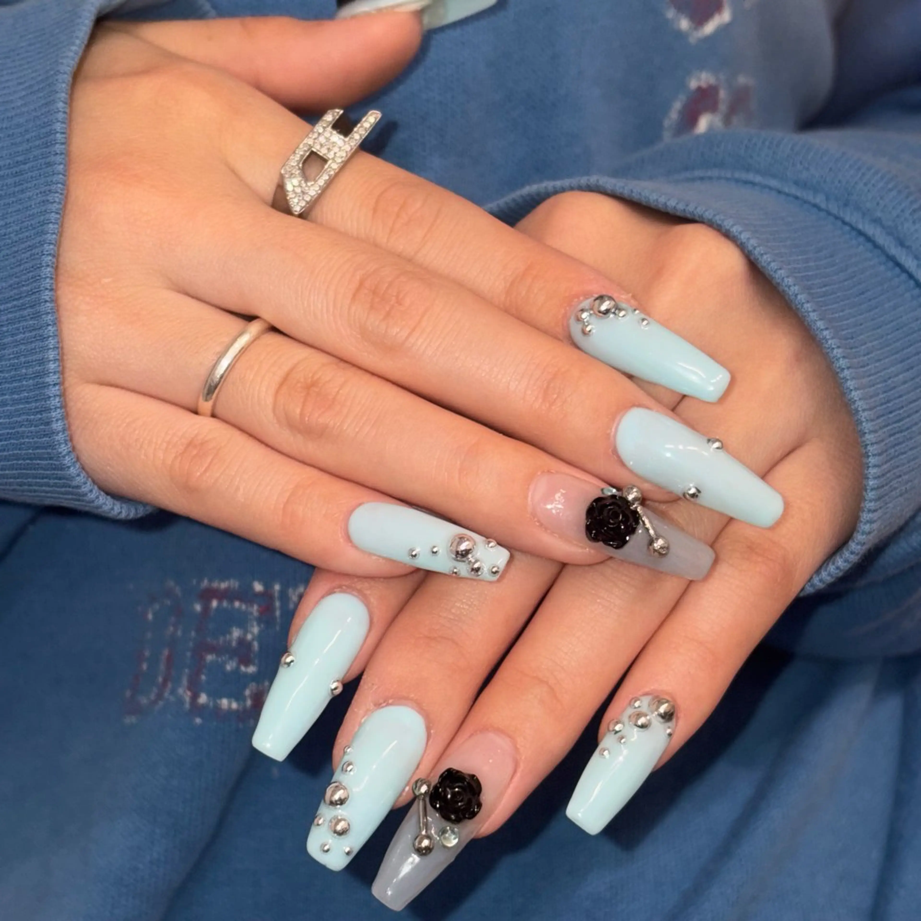 ネイル ハンドネイル 🐬Cxxu° Nail✝️のネイルデザイン