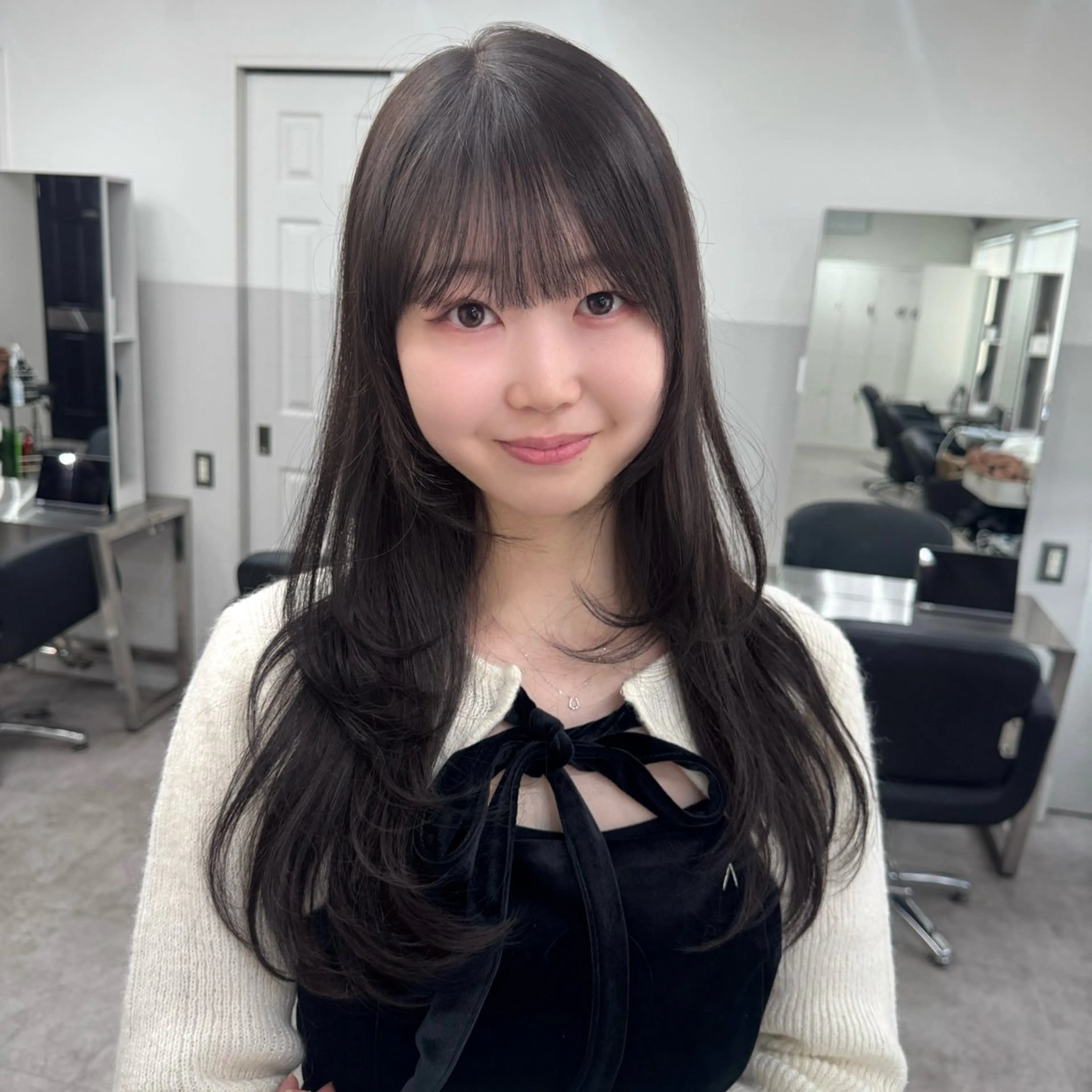 ロング カラー カット ヘアカラー トリートメント 🎀レイヤー×透明感 ×髪質改善🎀米田のヘアスタイル