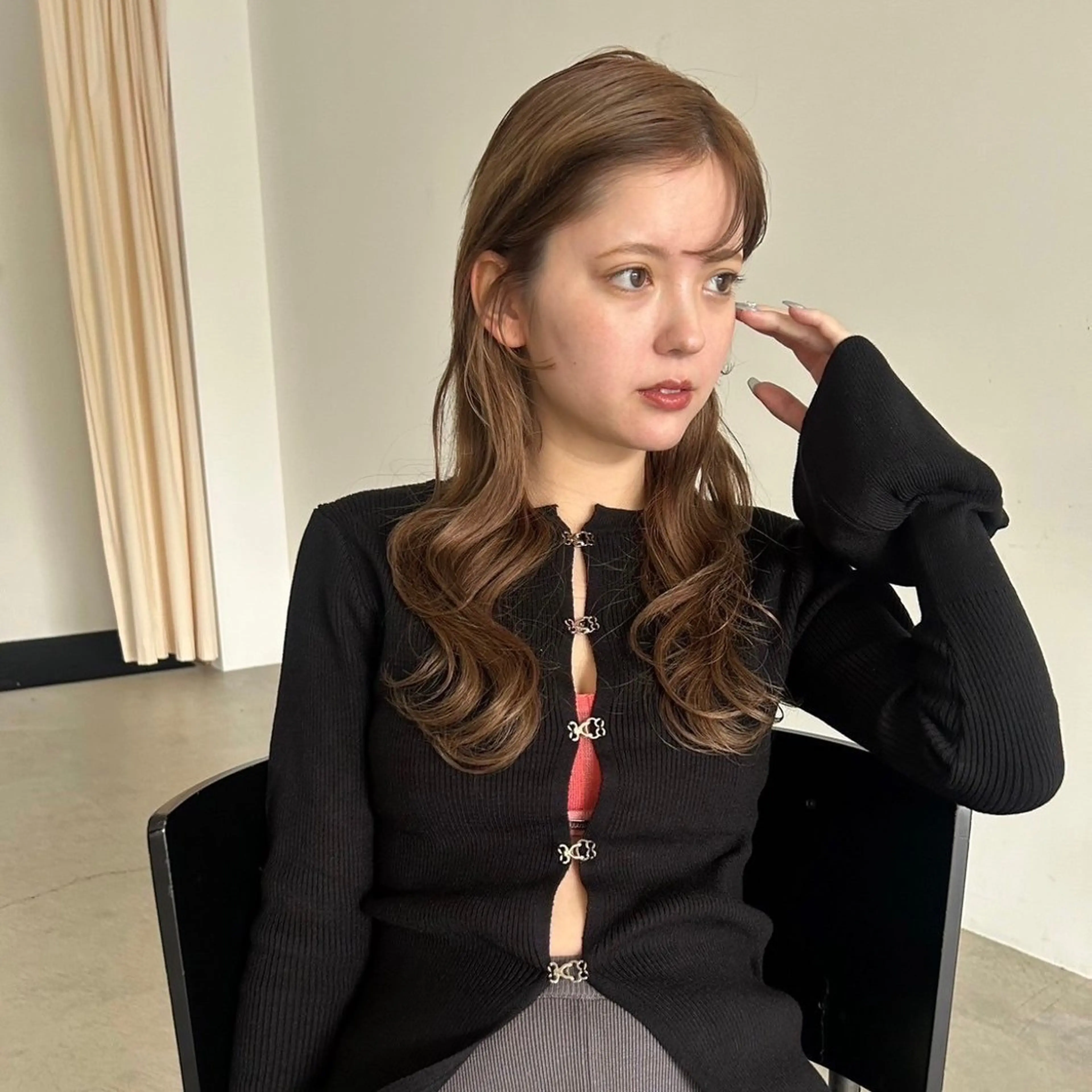 ロング カラー Cocona 🦤 /ブリーチ/艶カラーのヘアスタイル