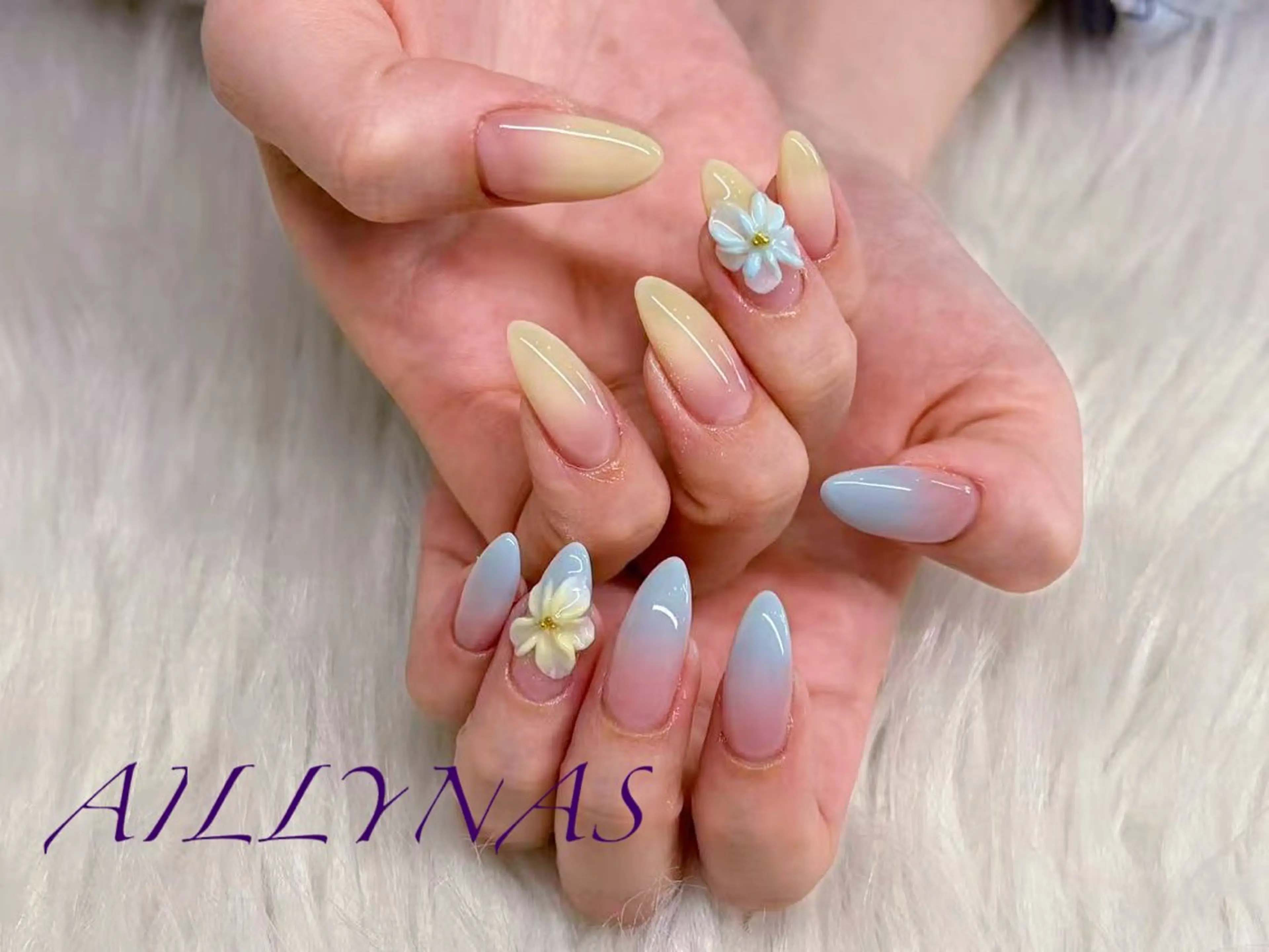 ネイル 鈴木 アキのネイルデザイン