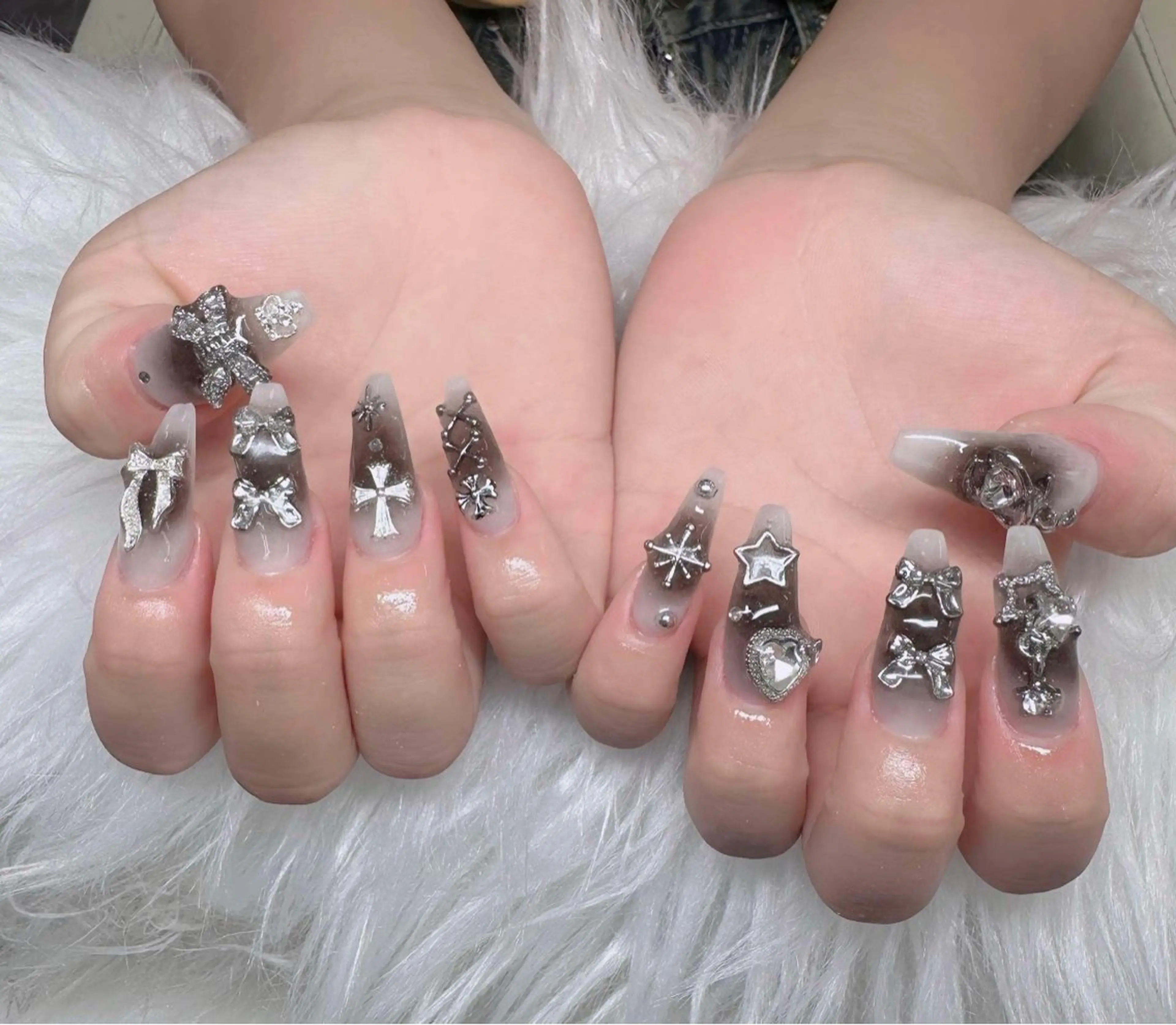 ネイル アートネイル フレンチネイル ジェルネイル 韓国ネイル マグネットネイル Lenie Nail Salonのネイルデザイン