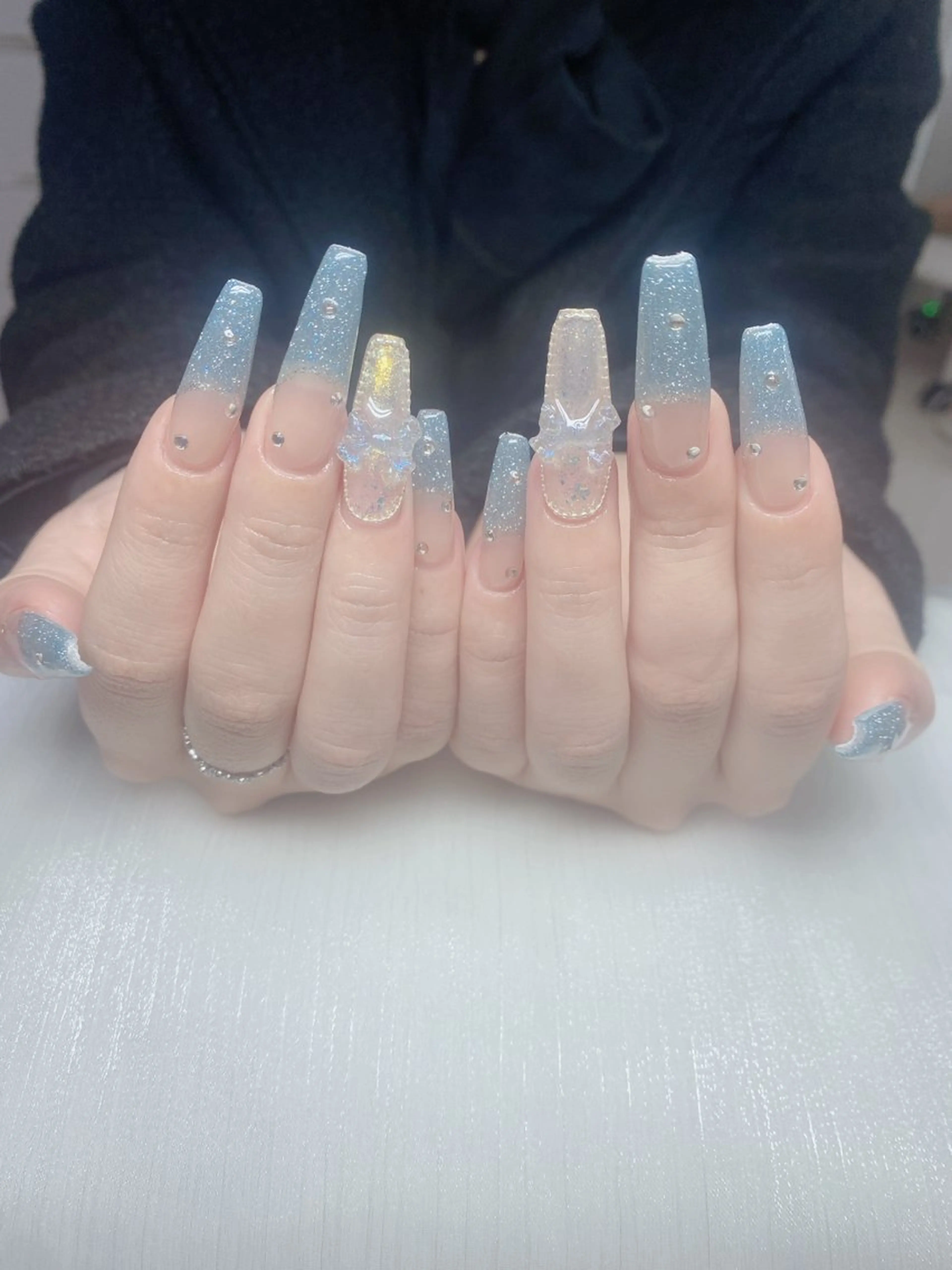 ネイル ハンドネイル ハンドケア UniqueNail 長さだし専門店のネイルデザイン