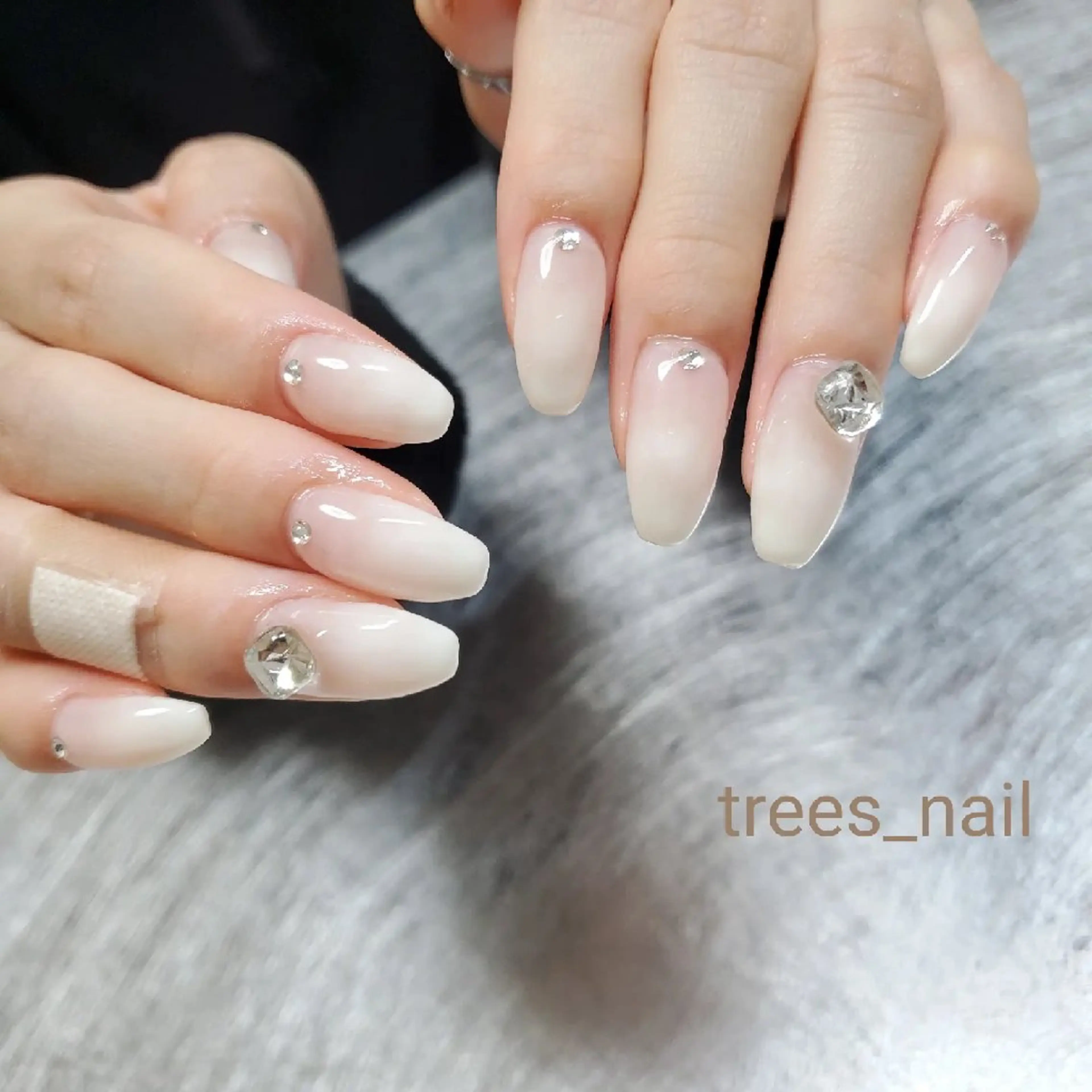ネイル trees_ nailのネイルデザイン
