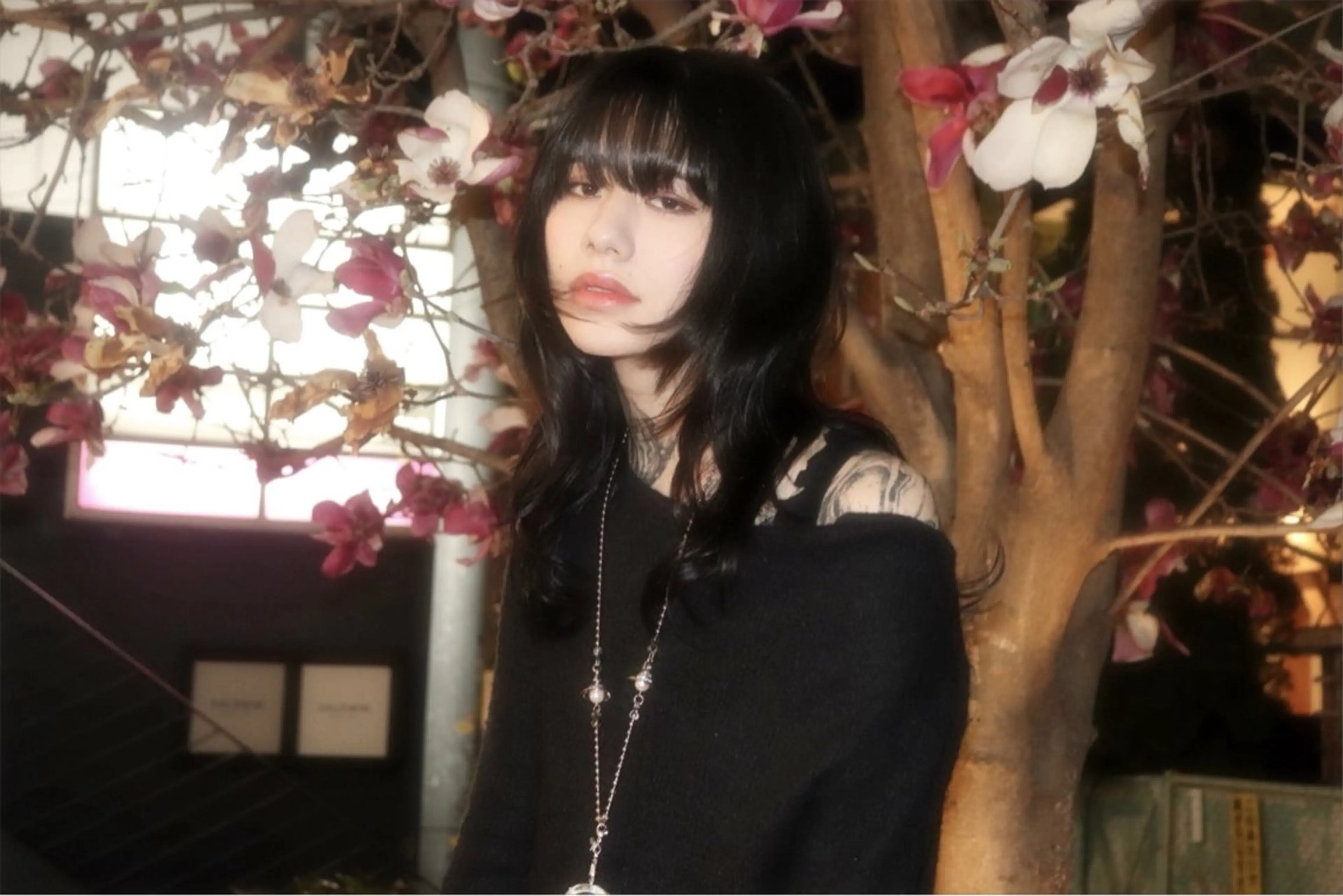 ミディアム SHIN レイヤーカットのヘアスタイル