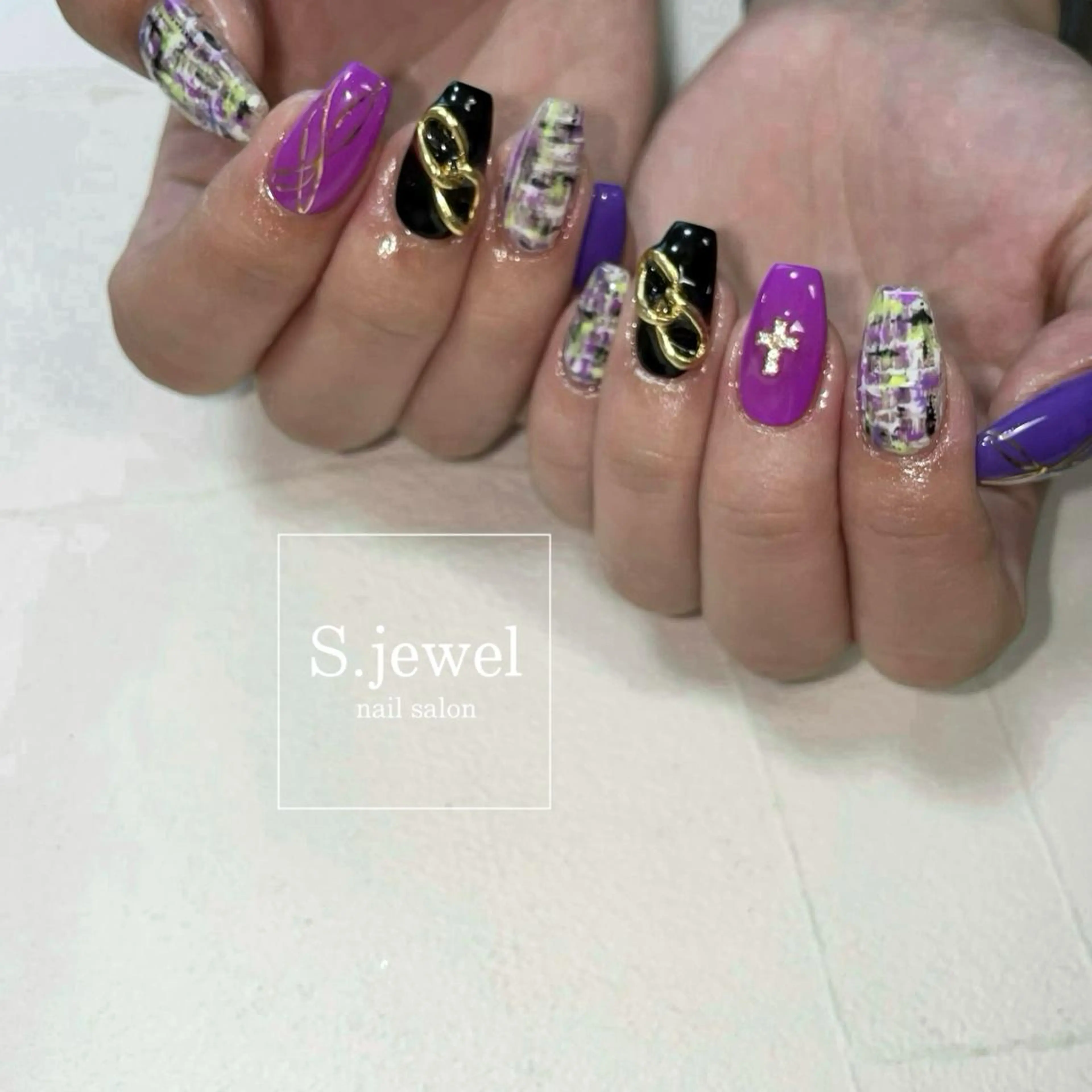 ネイル S. JEWELのネイルデザイン