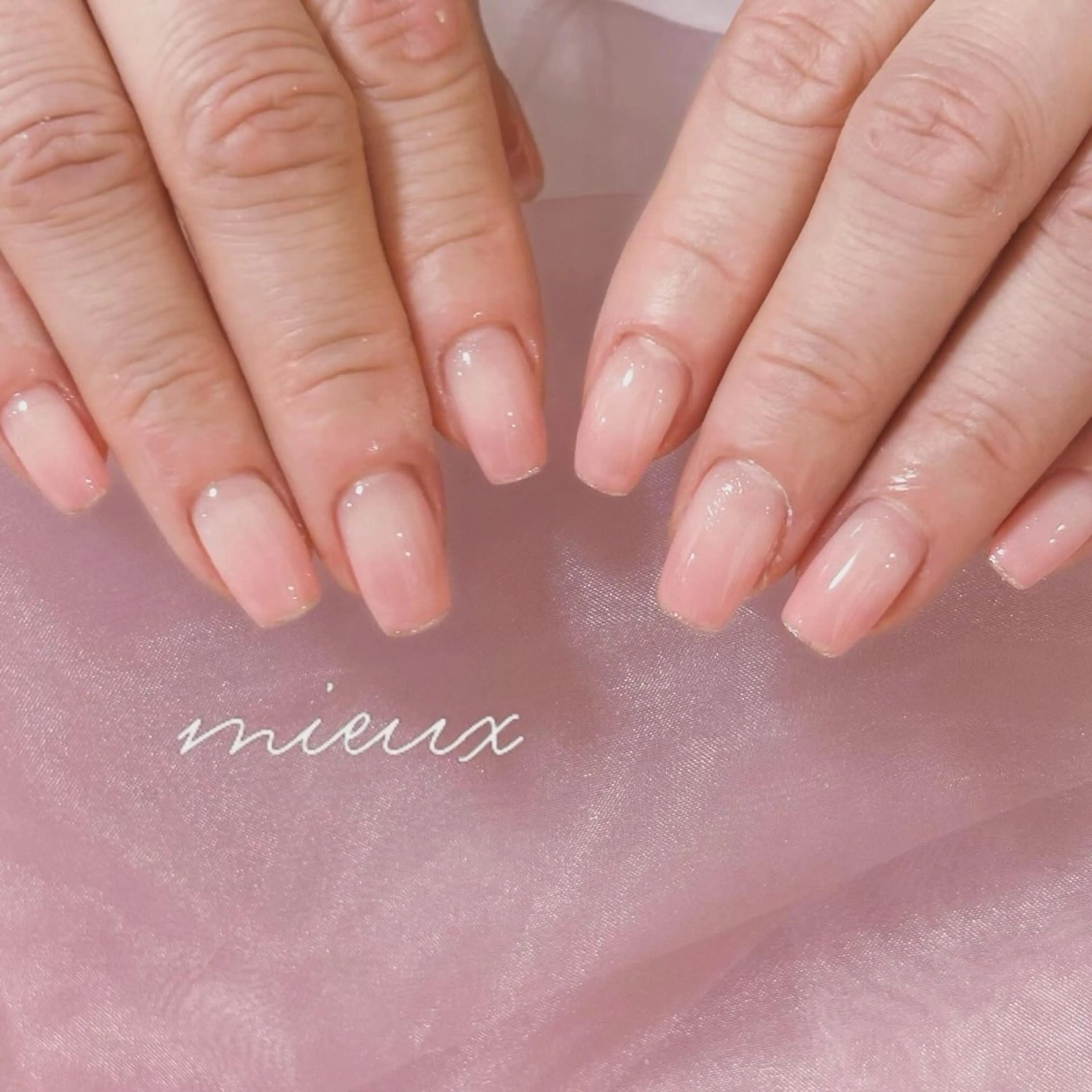 ネイル ラメ(グリッター) ハンドネイル nailsalon mieuxのネイルデザイン
