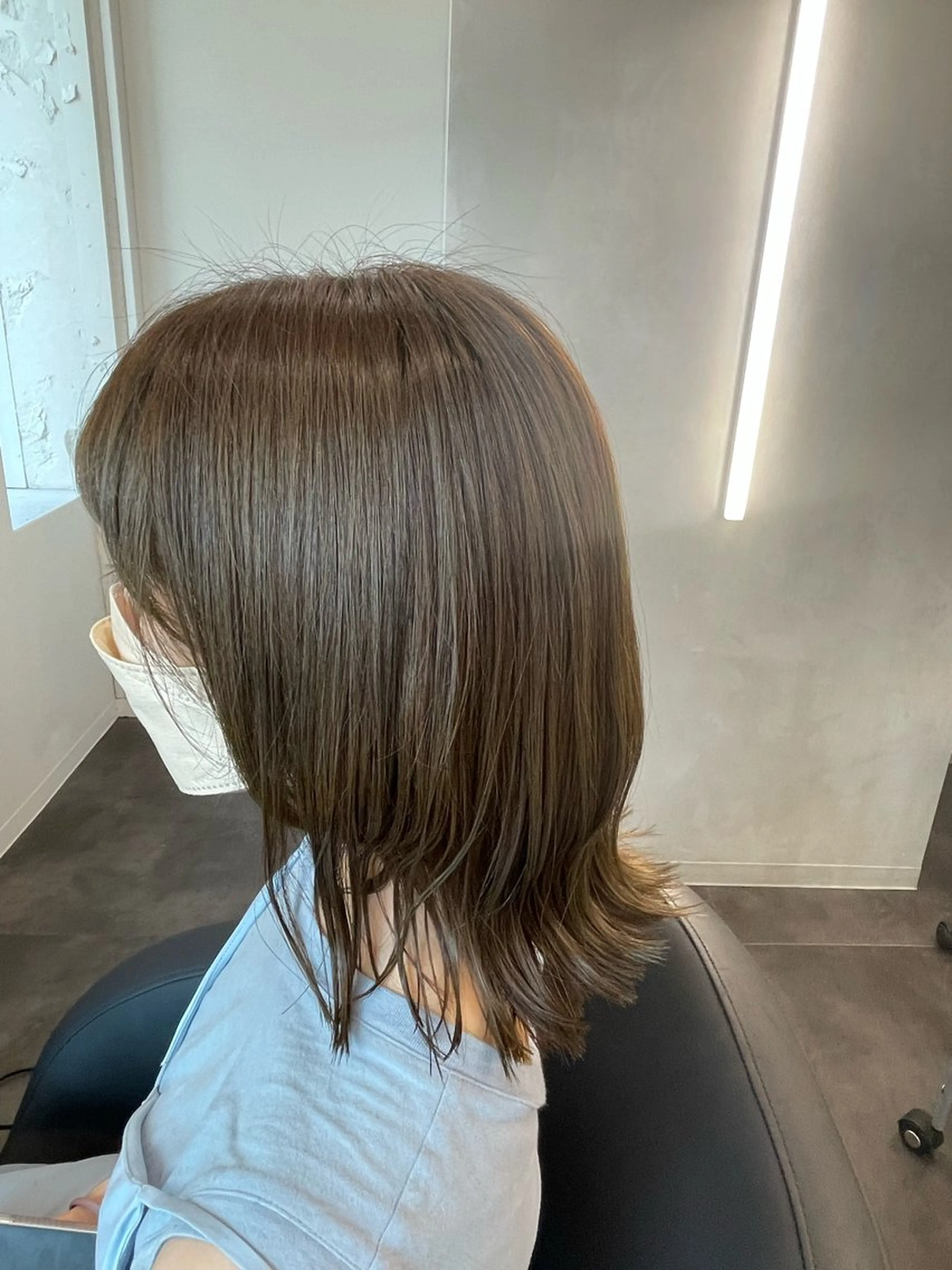 ミディアム カット ヘアカラー いとう このみのヘアスタイル