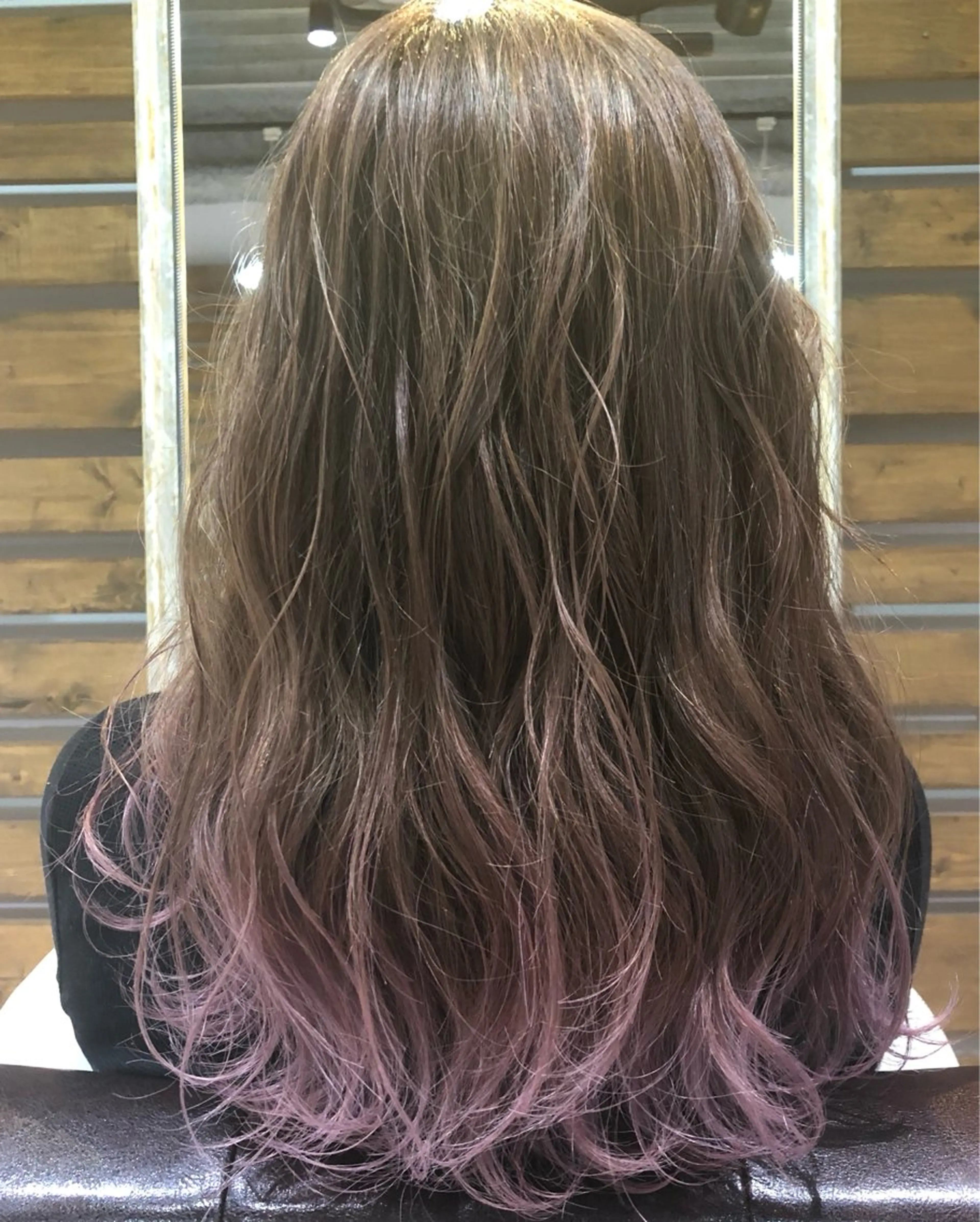 ロング カット ヘアカラー loup yunaのヘアスタイル