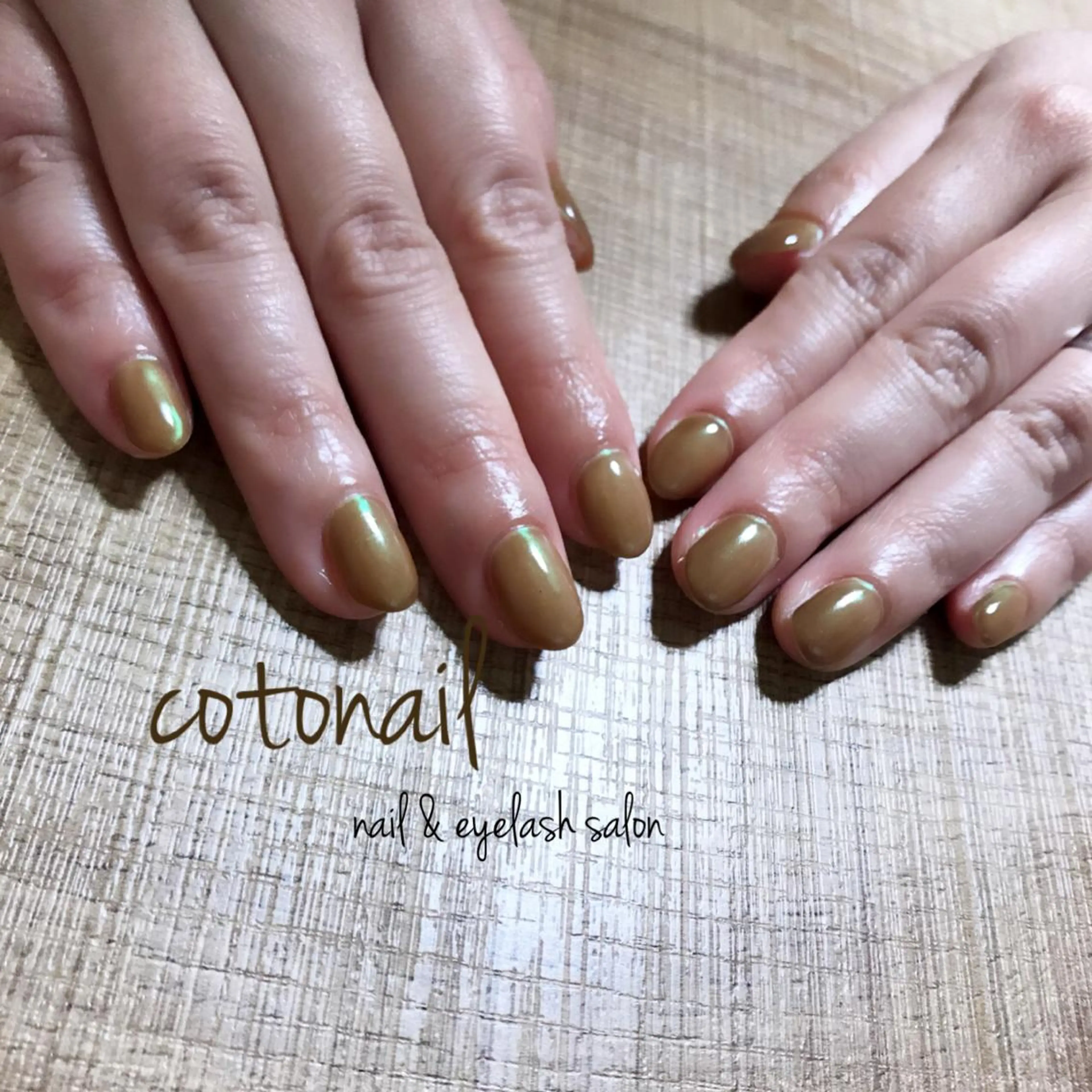 ミディアム ネイル アートネイル ハンドネイル ツメトマツゲ .のネイルデザイン