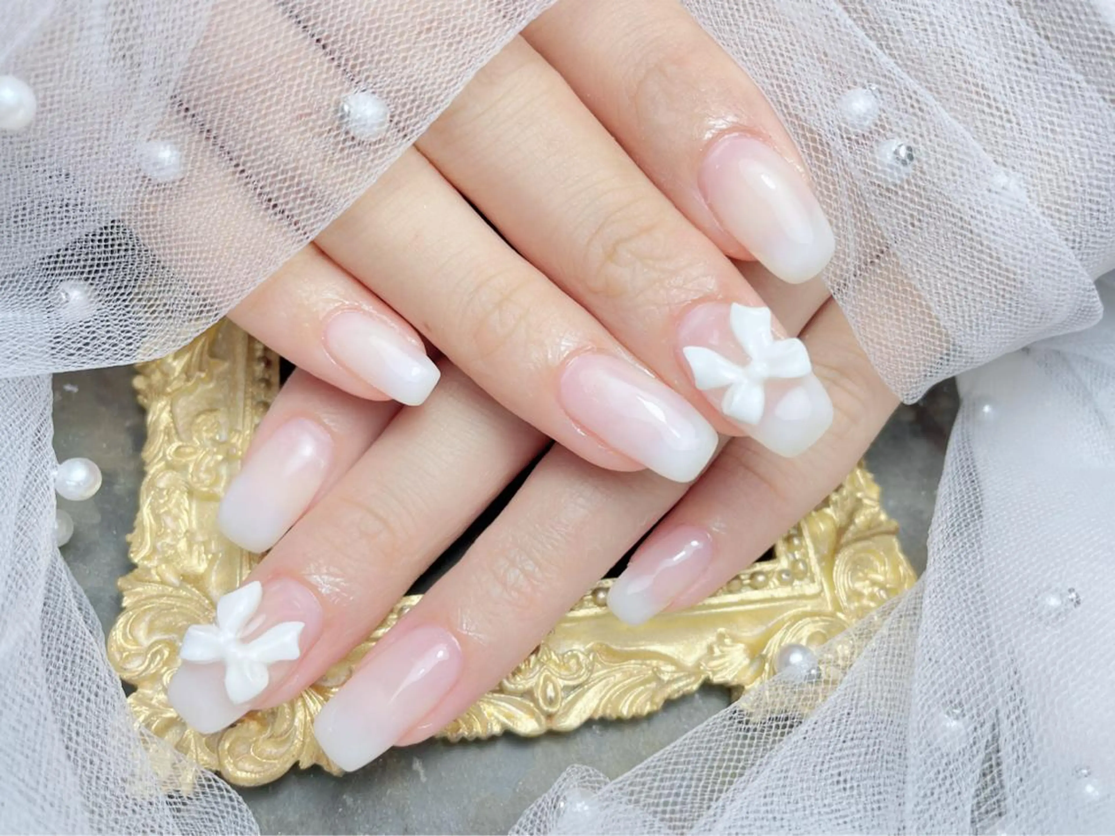 ネイル ハンドネイル マジック ミラーのネイルデザイン