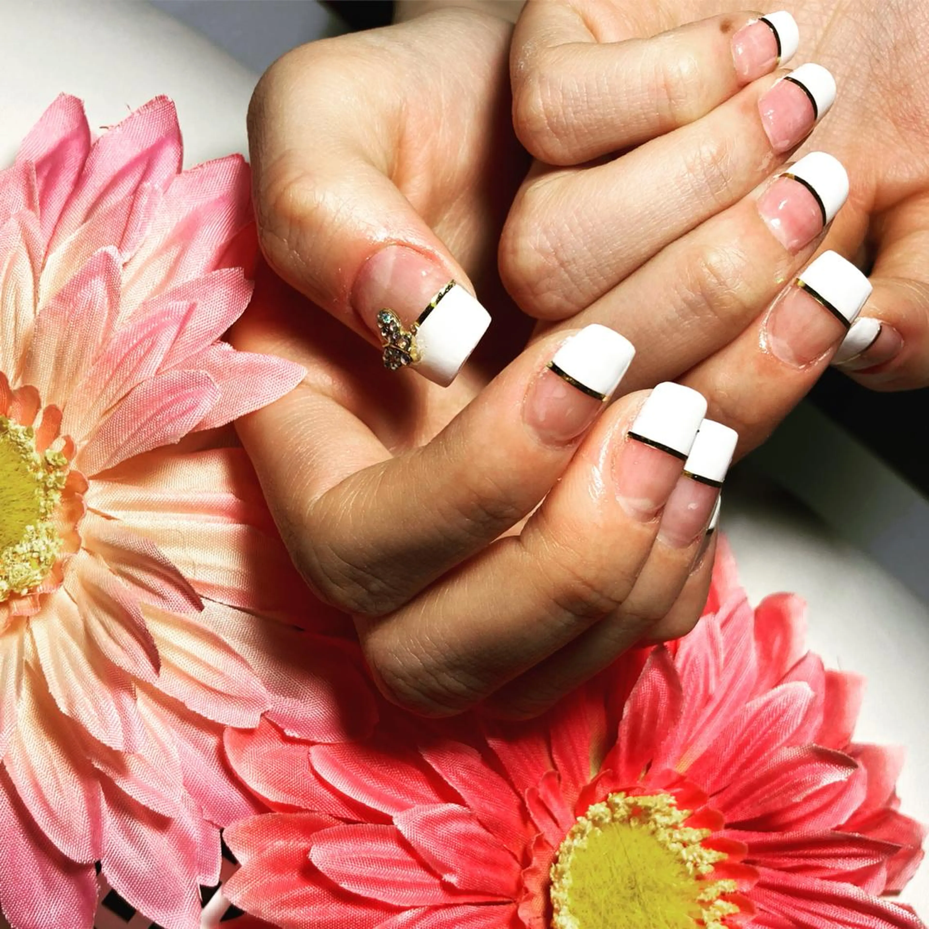 ショート ネイル ハンドネイル フットネイル ✴︎ Delightのネイルデザイン