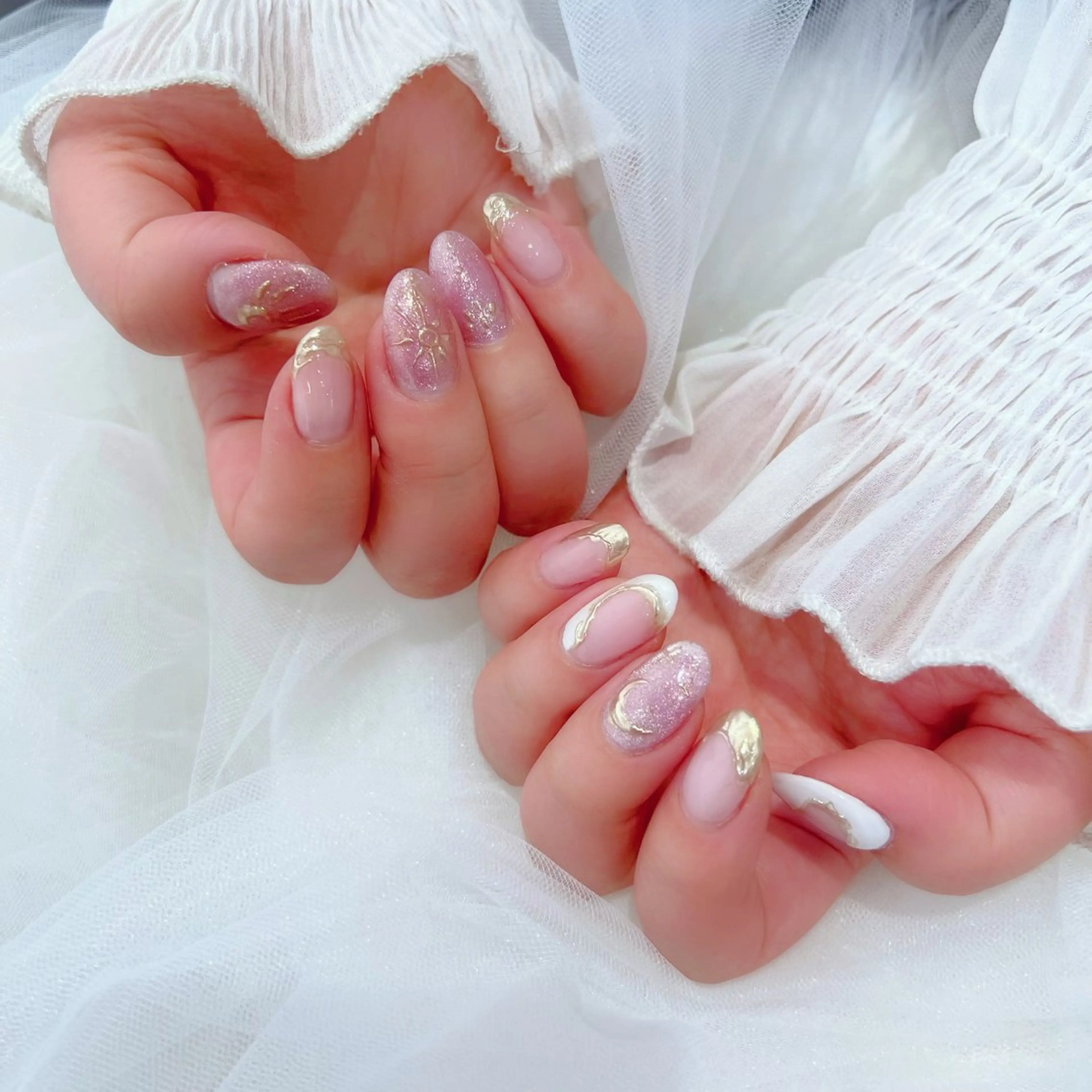 ネイル フレンチネイル ミラーネイル 隠れ家一戸建て金町 HIROMI 葛飾区のネイルデザイン