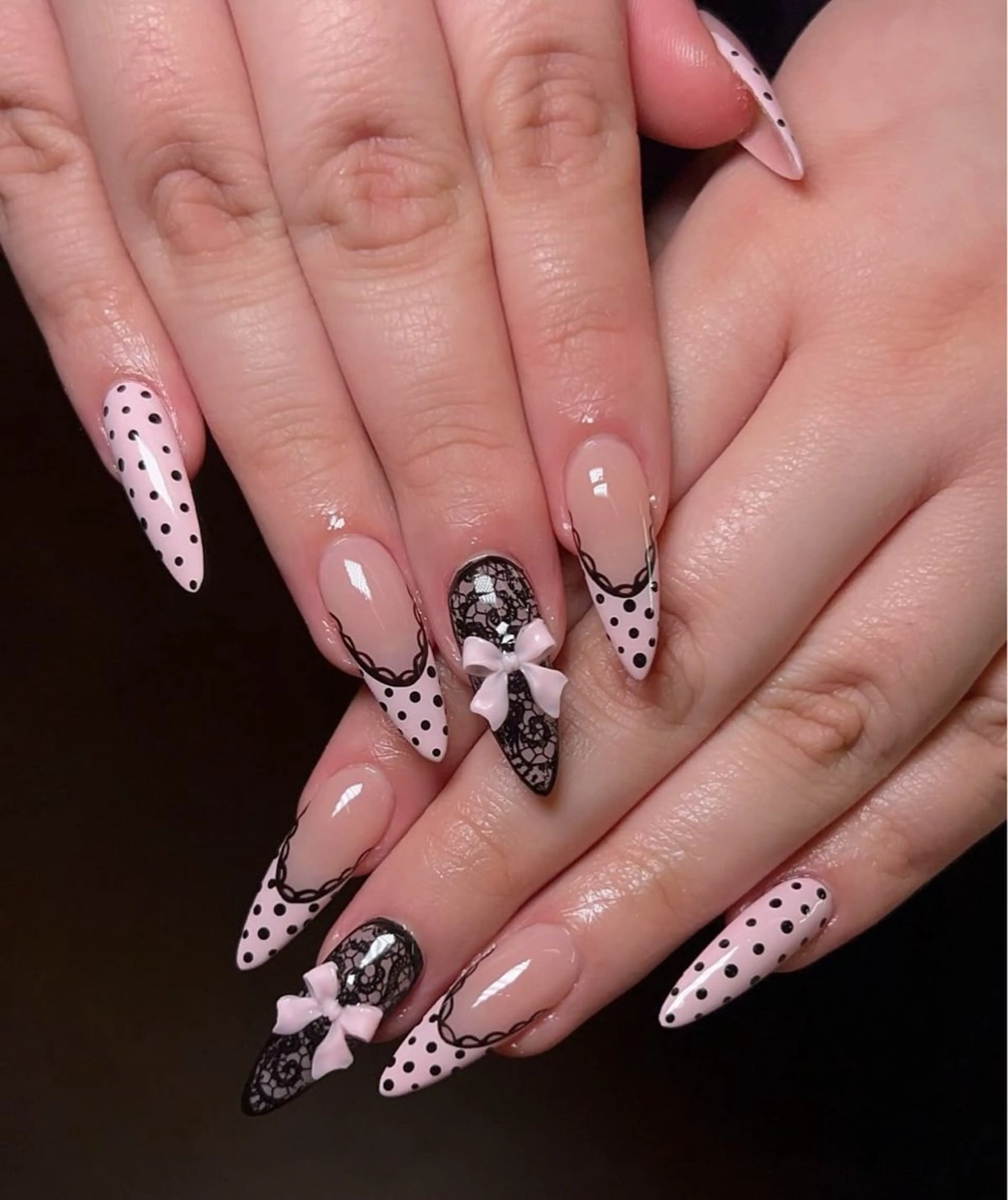 ネイル フレンチネイル キラキラネイル 韓国ネイル シンプルネイル ワンホンネイル ハンドネイル MEI Nailのネイルデザイン