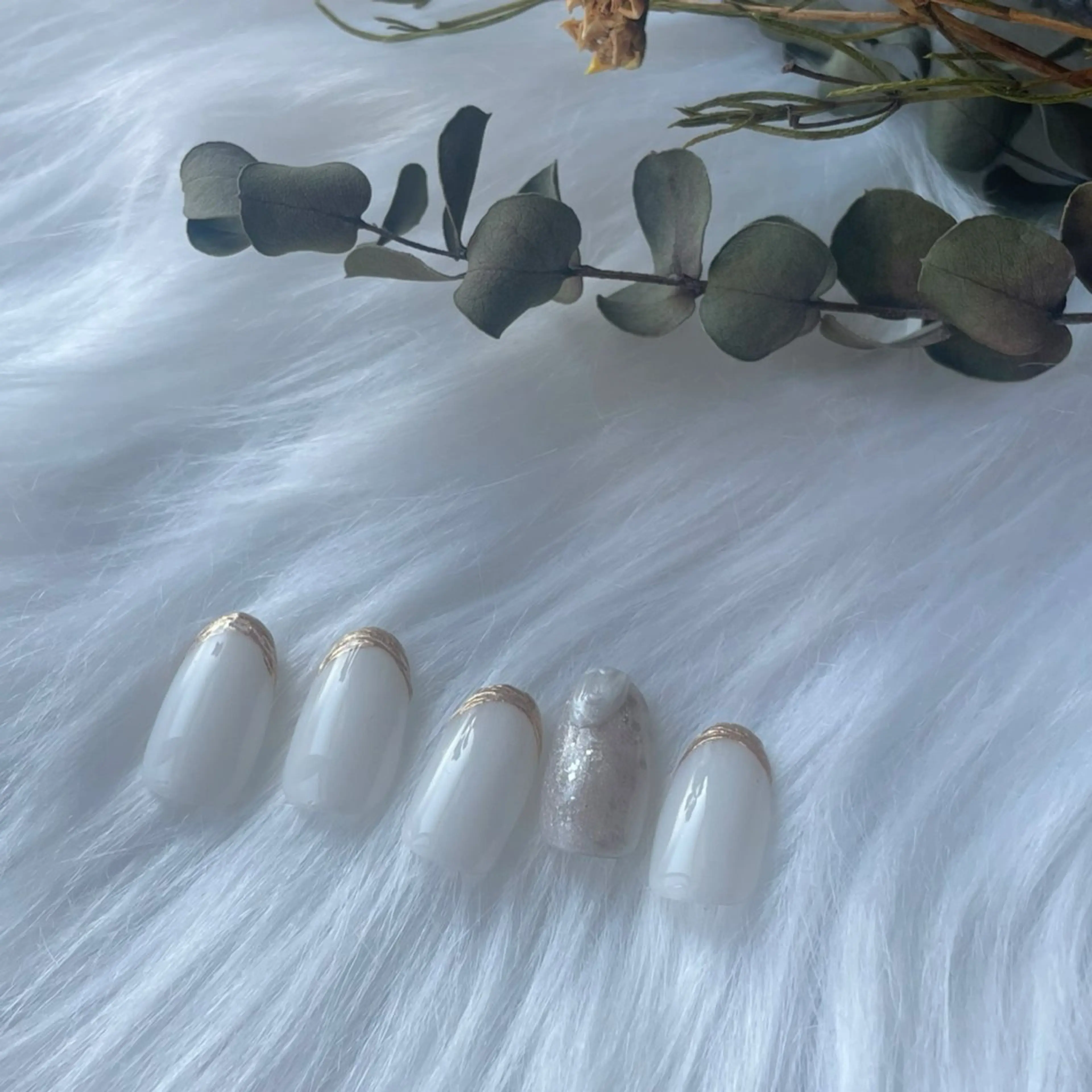 ネイル ブルー フレンチネイル キラキラネイル マグネットネイル ニュアンスネイル ハンドネイル timtam --sakiのネイルデザイン