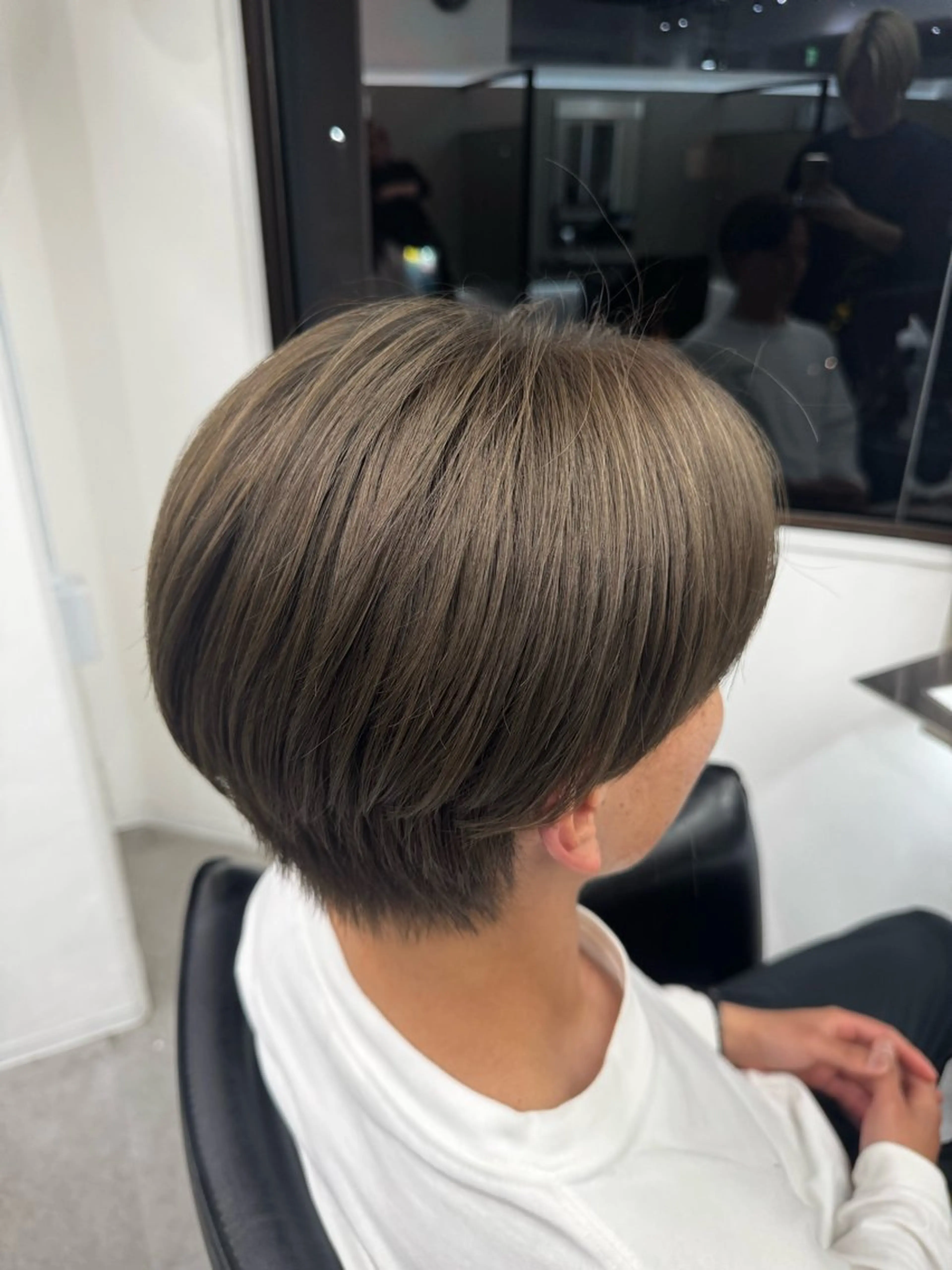 ショート カラー 原田 樹のヘアスタイル