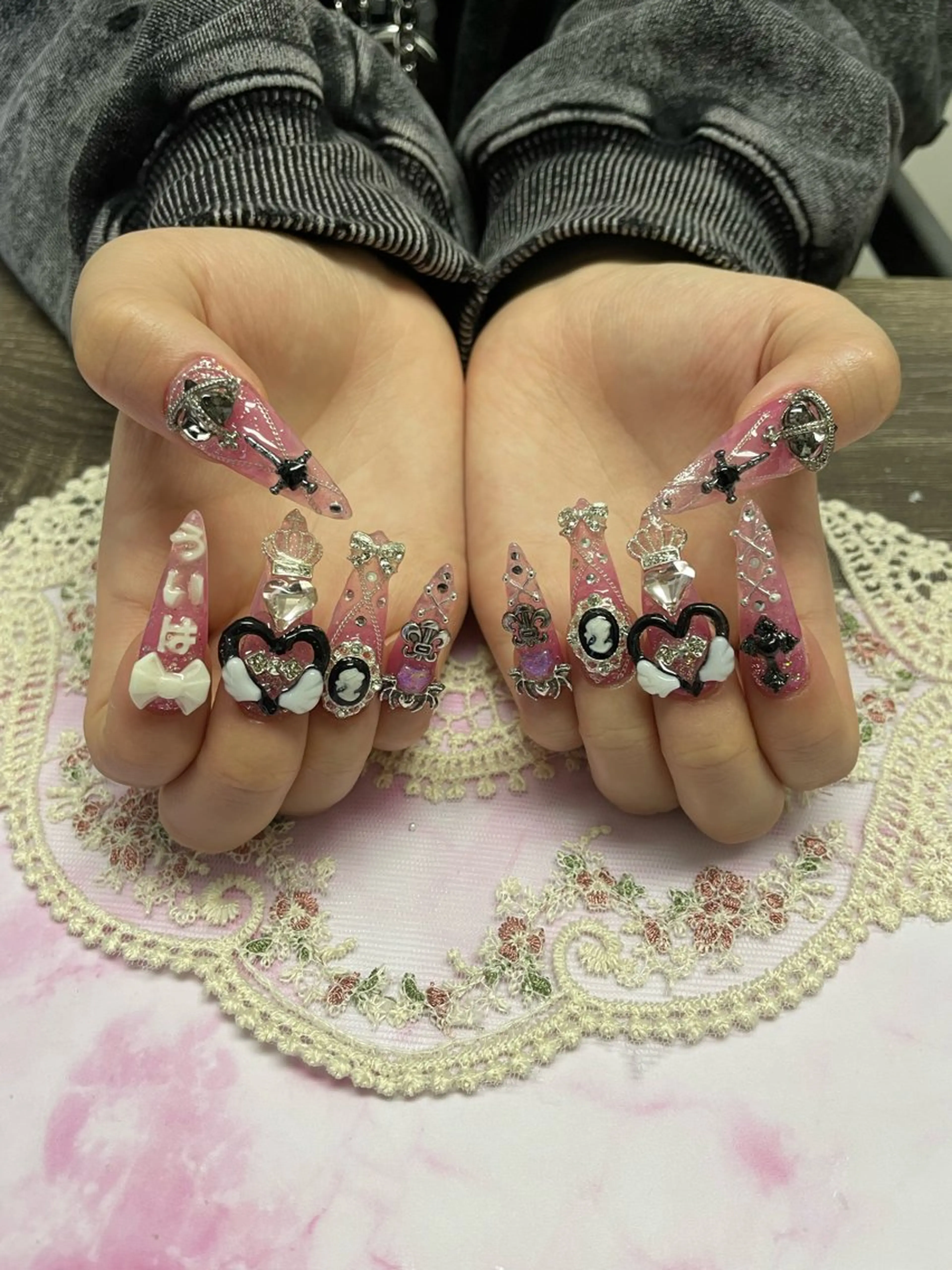 ネイル 成人式 ジェルネイル ネイルチップ ハンドネイル MoMoA Nail ネイル長さ出し専門店のネイルデザイン