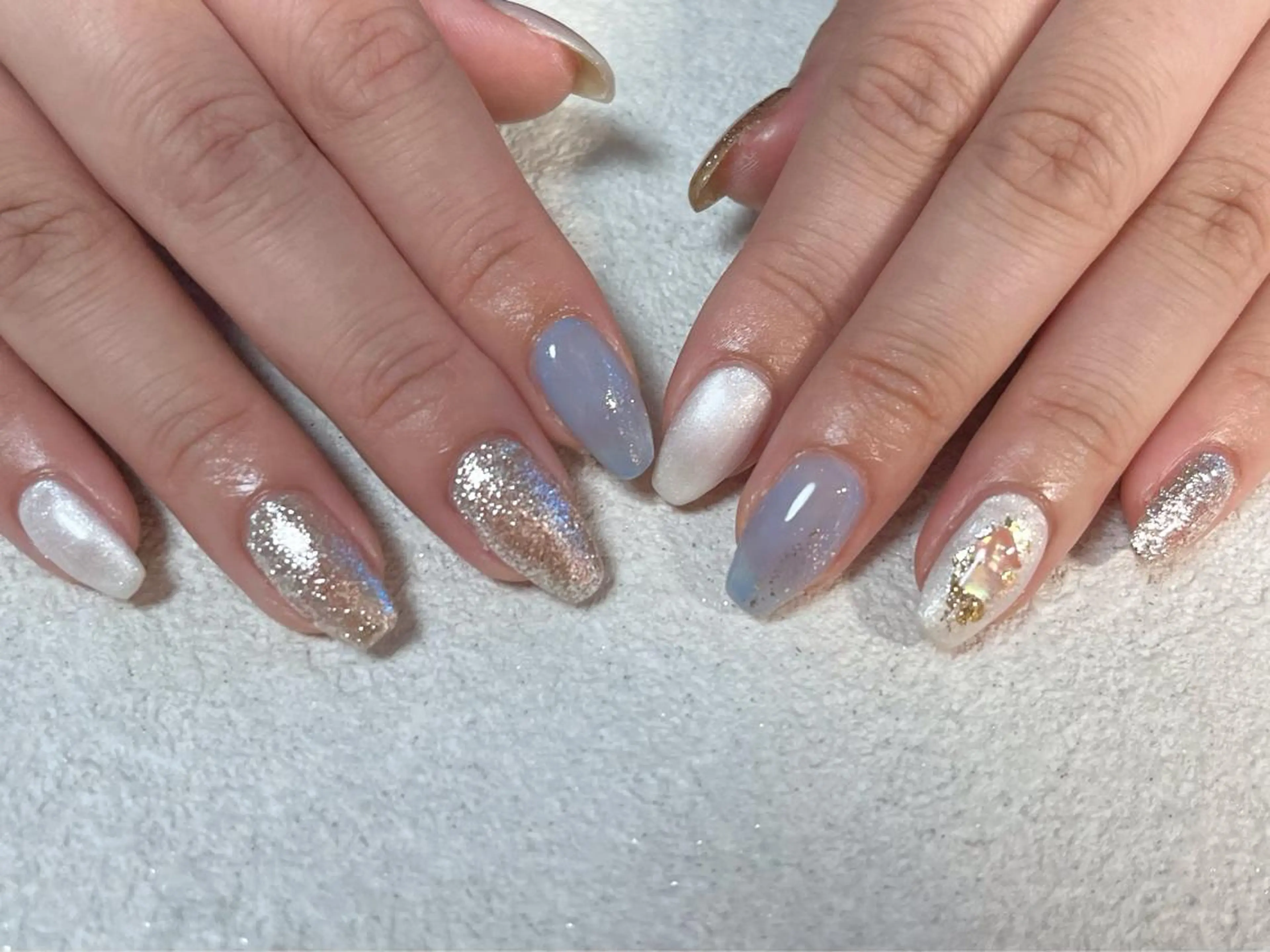 ネイル オーロラネイル フラワーネイル フットネイル フレンチネイル ジェルネイル mogunail &blowのネイルデザイン